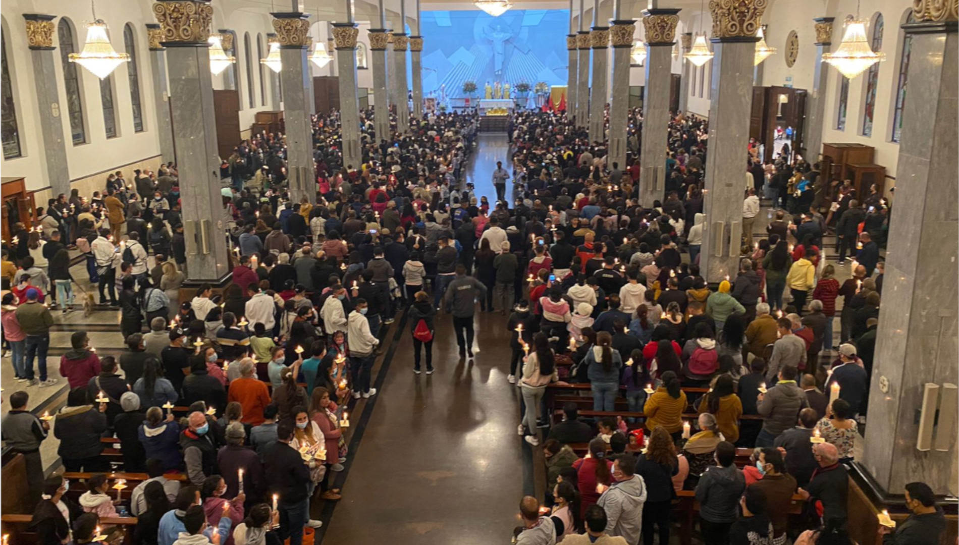 En imagenes: después de dos años se celebró la Semana Santa en la iglesia  del 20 de julio de Bogotá - Infobae