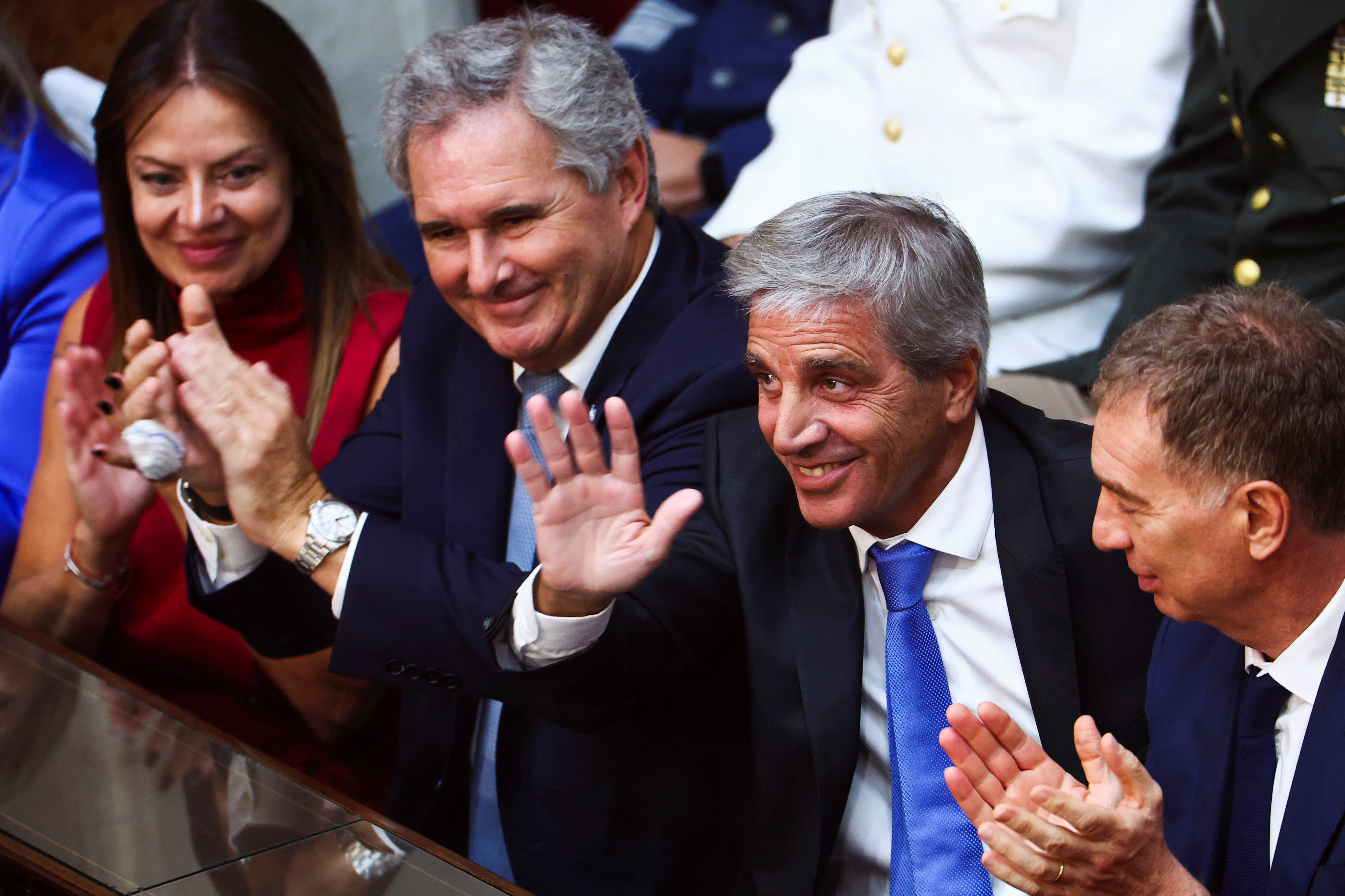 Irán desafía a EEUU: el régimen lanzó nuevas oleadas de ataques mientras jura venganza por la muerte de Khamenei