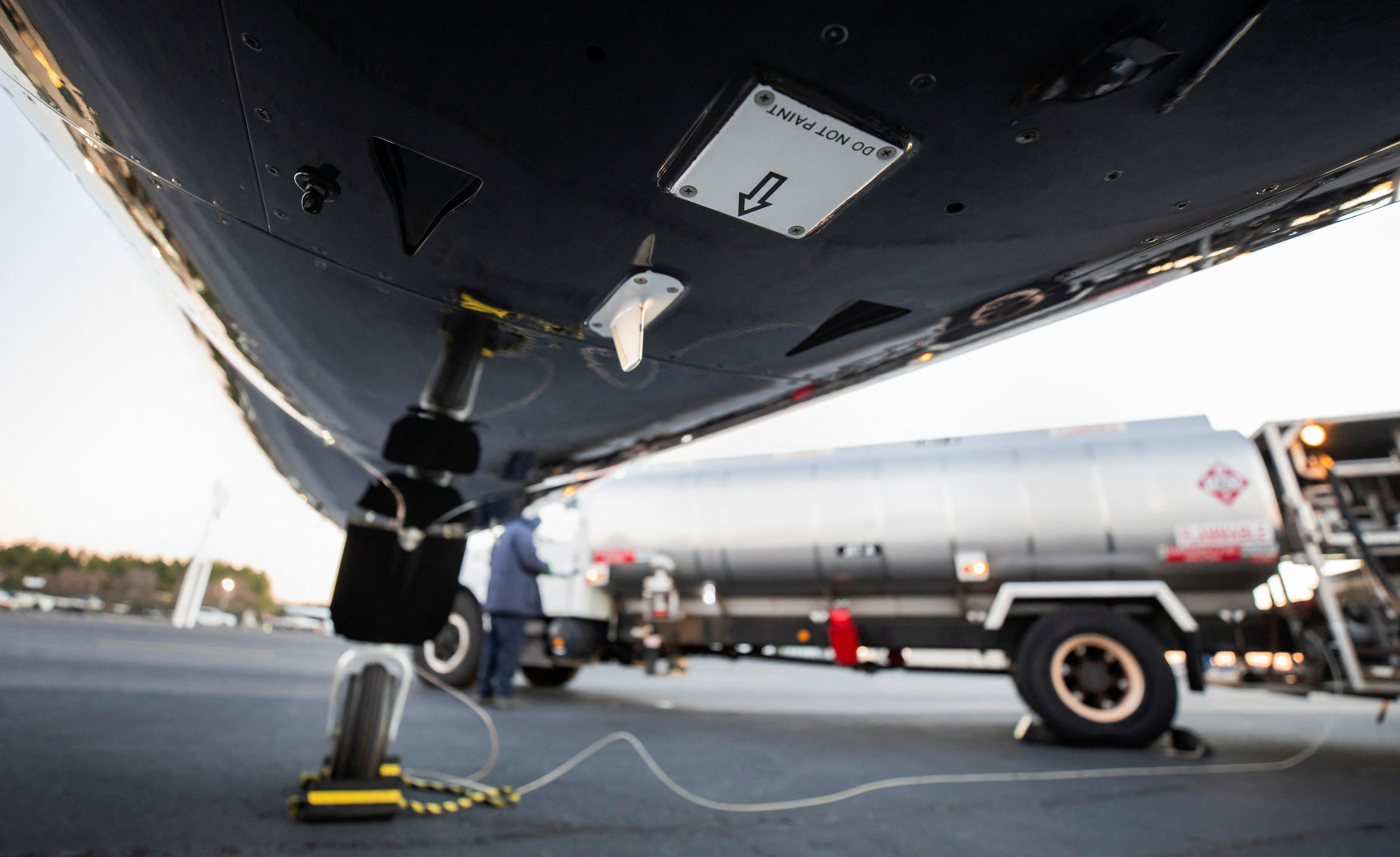 Un altímetro de radar, que puede verse afectado por el nuevo servicio inalámbrico 5G, se ve en un avión en el aeropuerto de Columbia Metro en West Columbia, Carolina del Sur, EE. UU., 8 de enero de 2022. (REUTERS/Sam Wolfe)