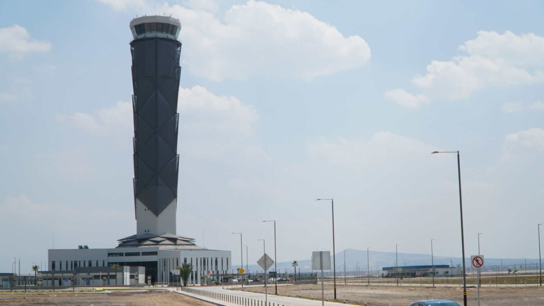 El Aeropuerto Internacional Felipe Ángeles ha sido un de los proyectos de la SICT con más opacidad, durante el gobierno de AMLO (Foto: Infobae)
