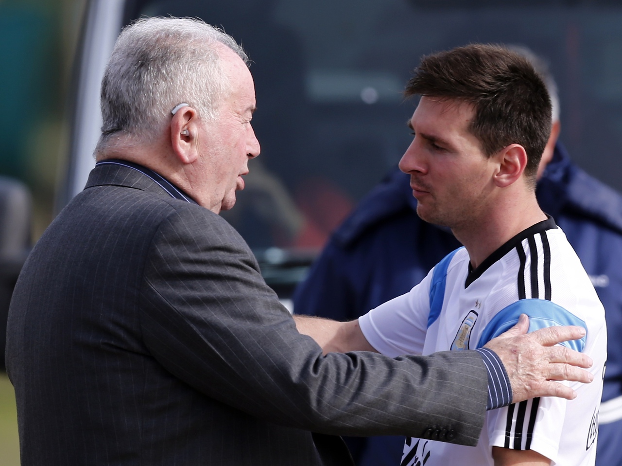 Como presidente de la AFA, Grondona convivió con las dos grandes figuras del fútbol mundial, primero, Maradona, luego el joven Messi