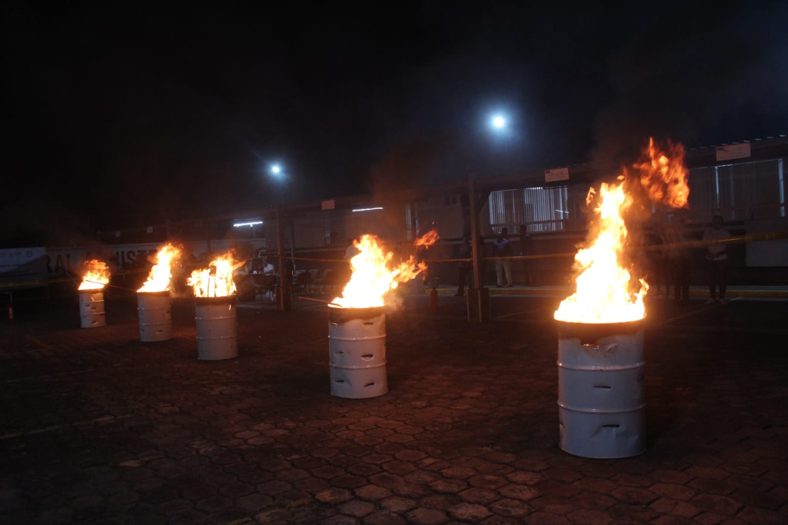 Incineración de droga en Veracruz. Foto: FGR