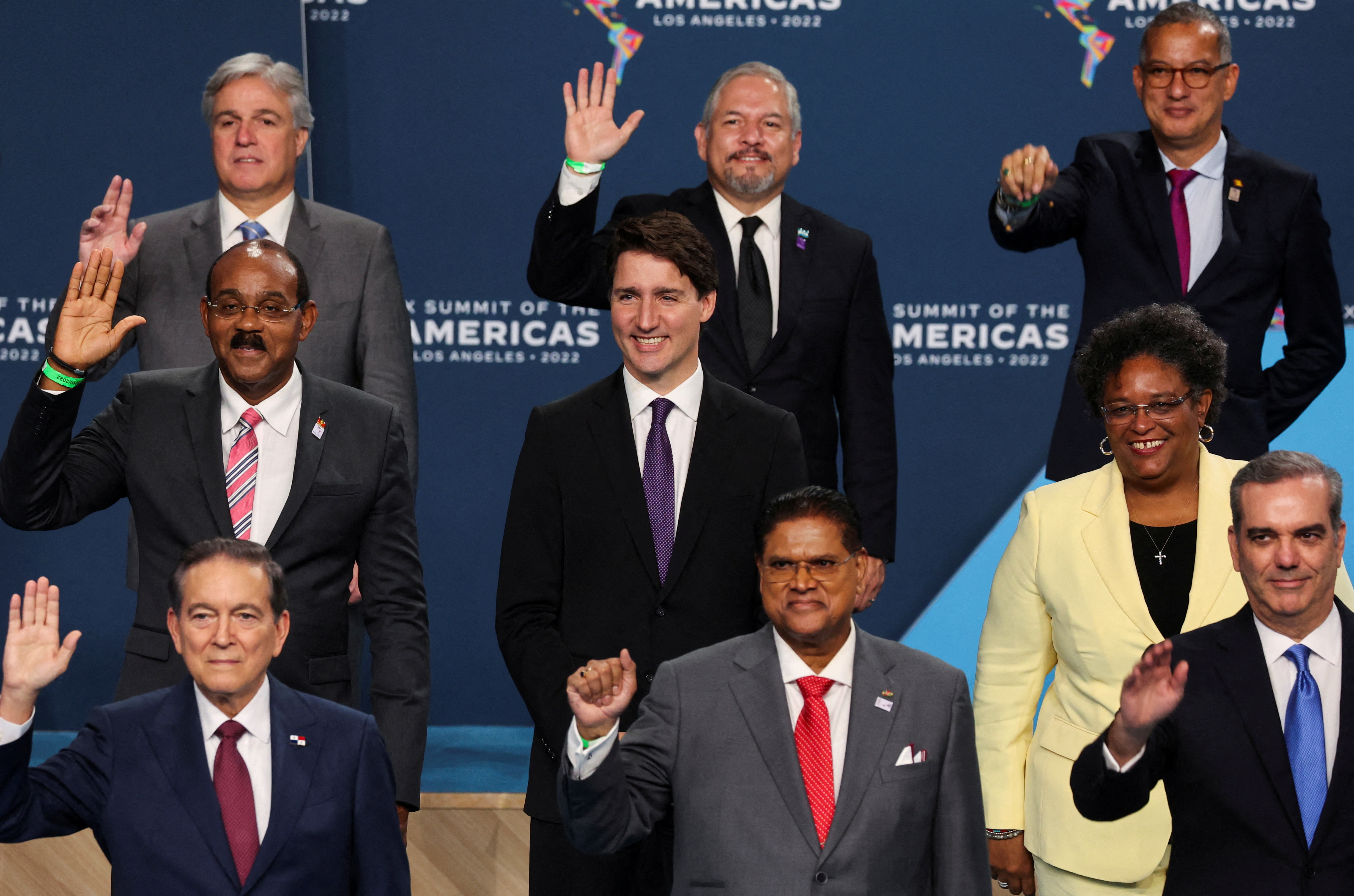 Justin Trudeau, uno de varios líderes durante la Cumbre de las Américas en Los Ángeles, EE. UU. 