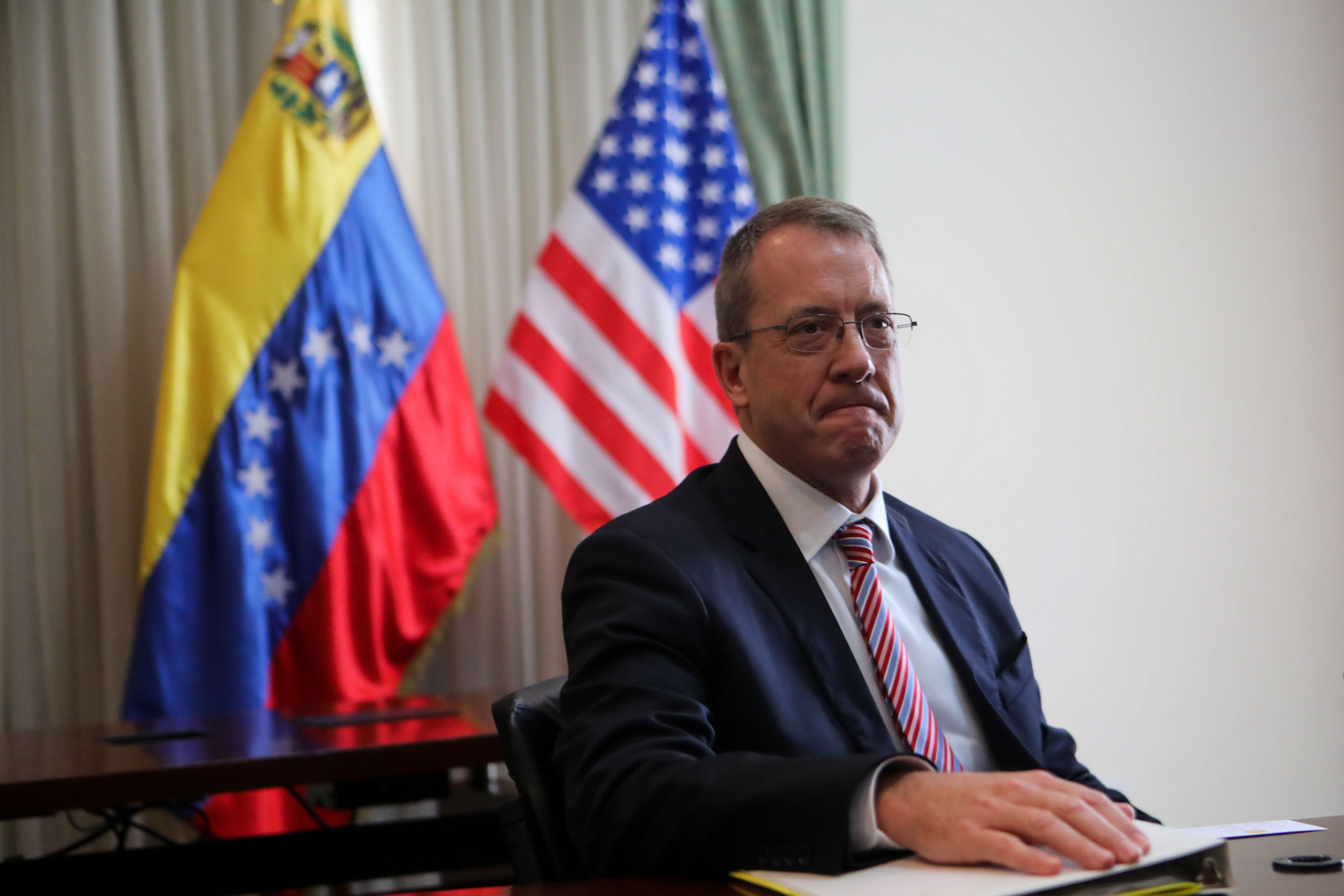 En la imagen, el embajador de Estados Unidos en Venezuela, James Story. EFE/Cristian Hernández/Archivo
