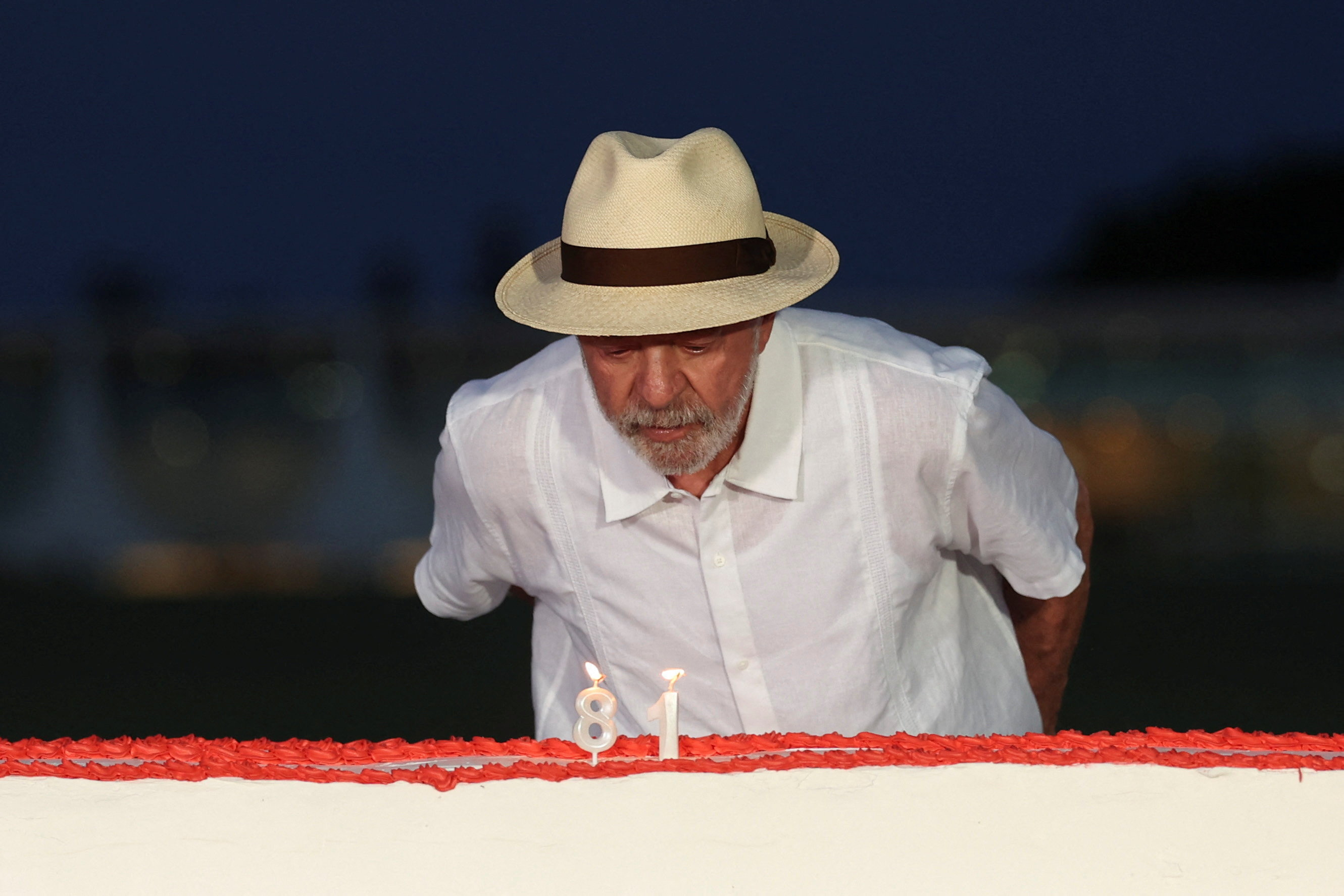 El "efecto Lula" sigue pegando en Argentina: los bonos sintieron el impacto, pero el tipo de cambio aguantó
