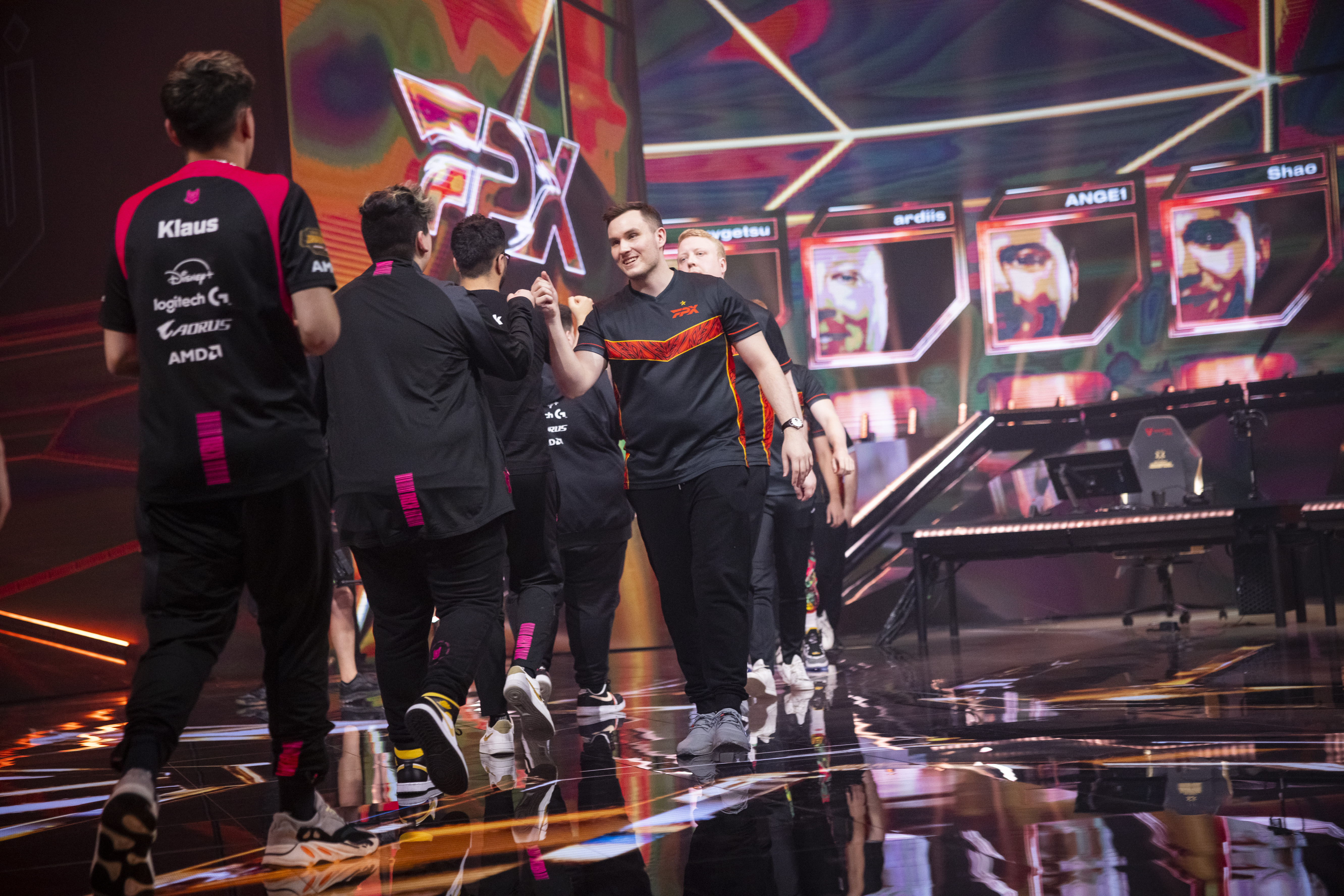 ISTANBUL, TURKEY - SEPTEMBER 3: KRU Esports and FunPlus Phoenix greet onstage at the VALORANT Champions 2022 Istanbul Groups Stage on September 3, 2022 in Istanbul, Turkey. (Photo by Colin Young-Wolff/Riot Games)