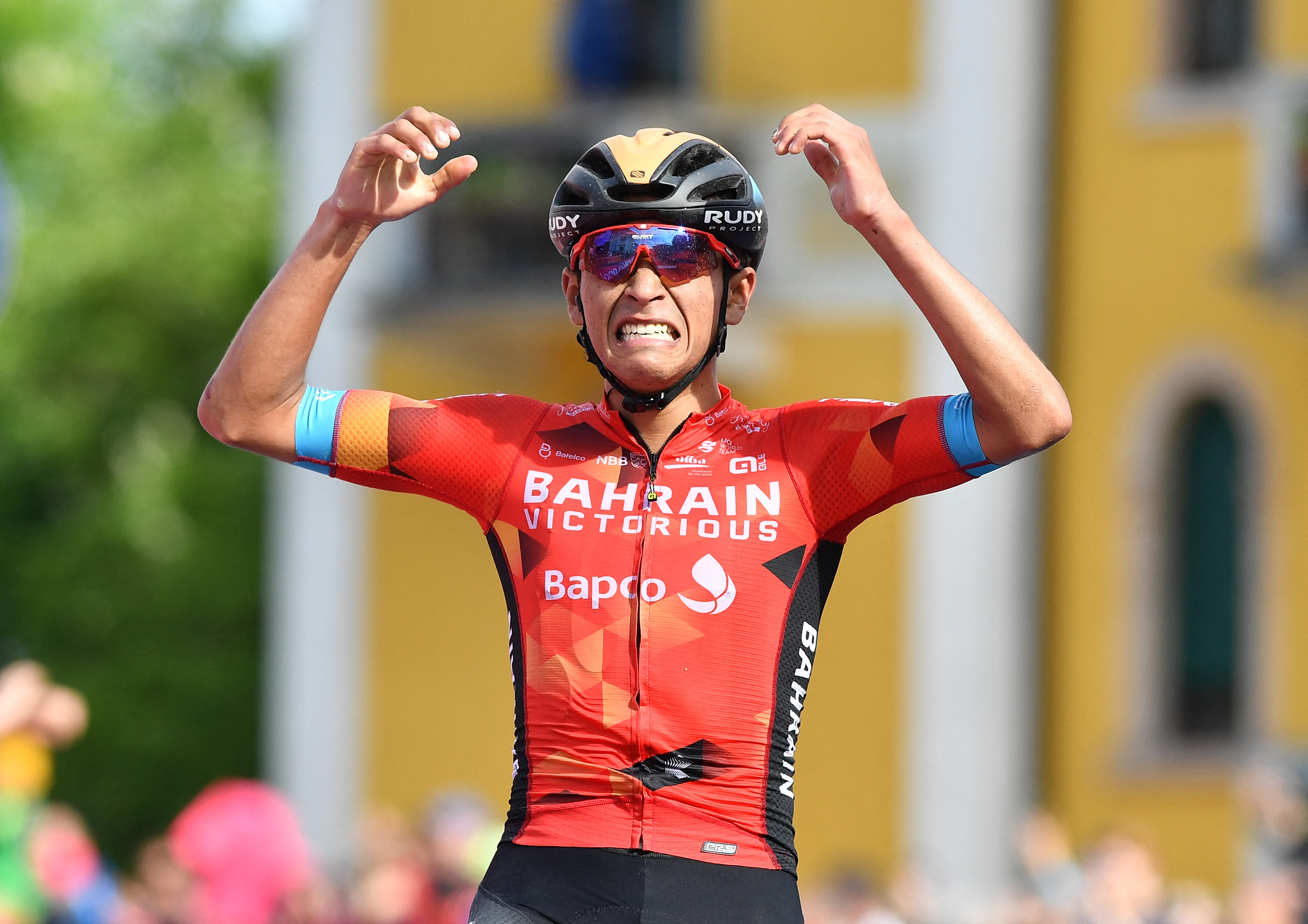Cycling - Giro d'Italia - Stage 17 - Ponte di Legno to Lavarone, Italy - May 25, 2022 Bahrain - Victorious' Santiago Buitrago celebrates after crossing the line to win stage 17 REUTERS/Jennifer Lorenzini