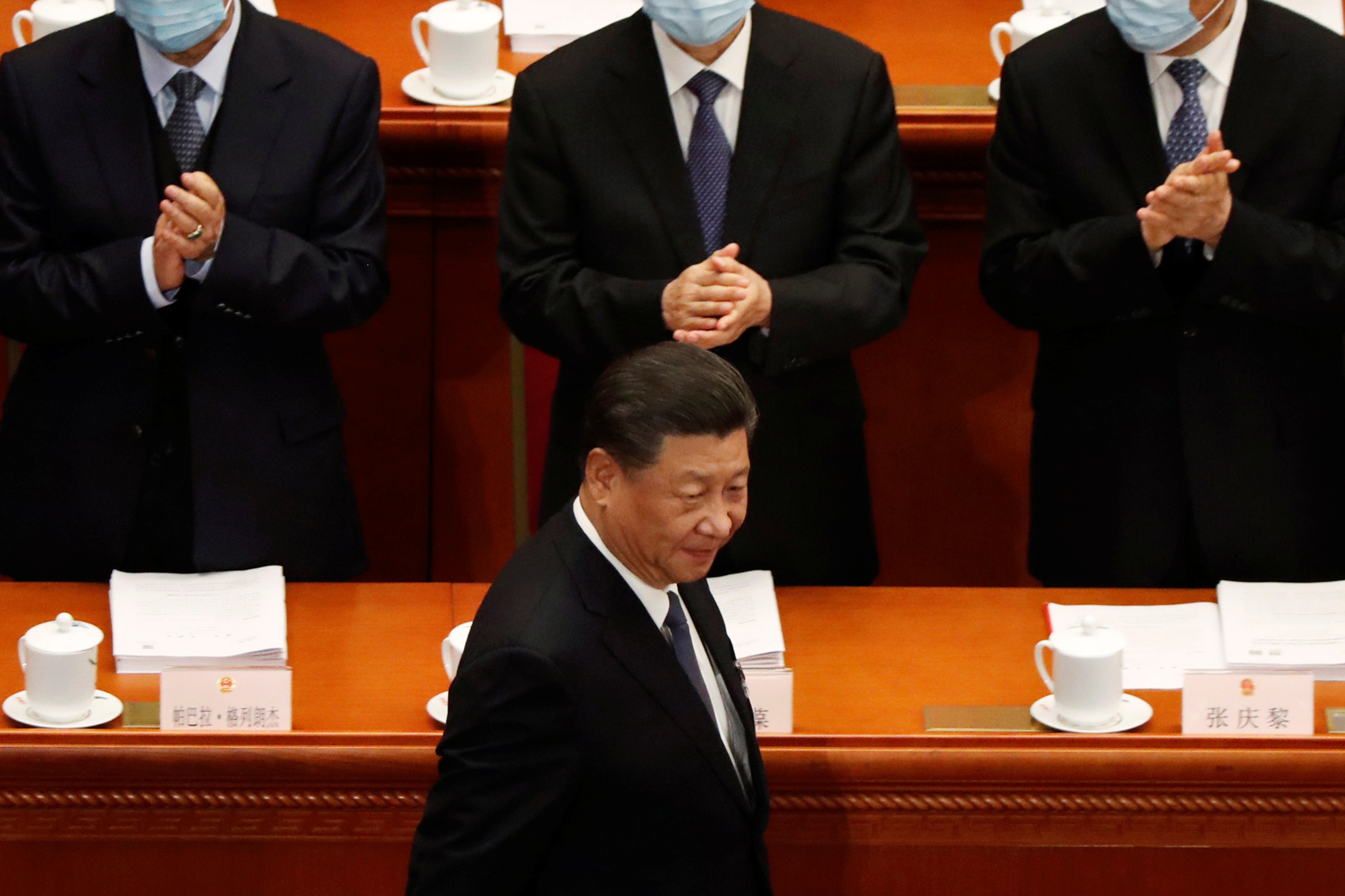 Xi Jinping camina en el Congreso Nacional Popular Chino en Beijing, en una foto de archivo de mayo pasado (Reuters)