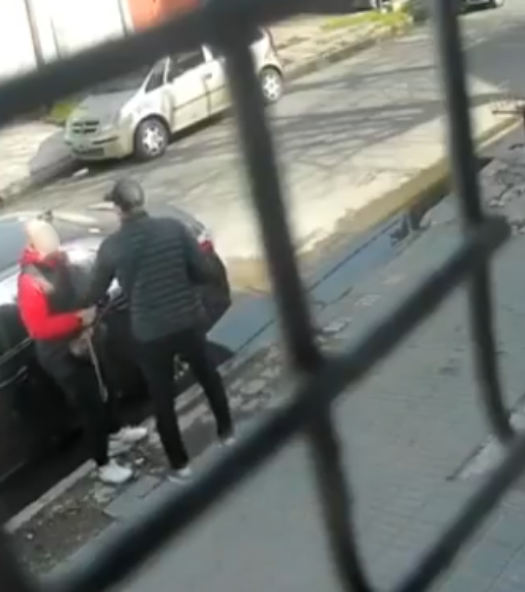 Un polic&iacute;a se defendi&oacute; a los tiros de un intento de robo y mat&oacute; a un motochorro en Avellaneda