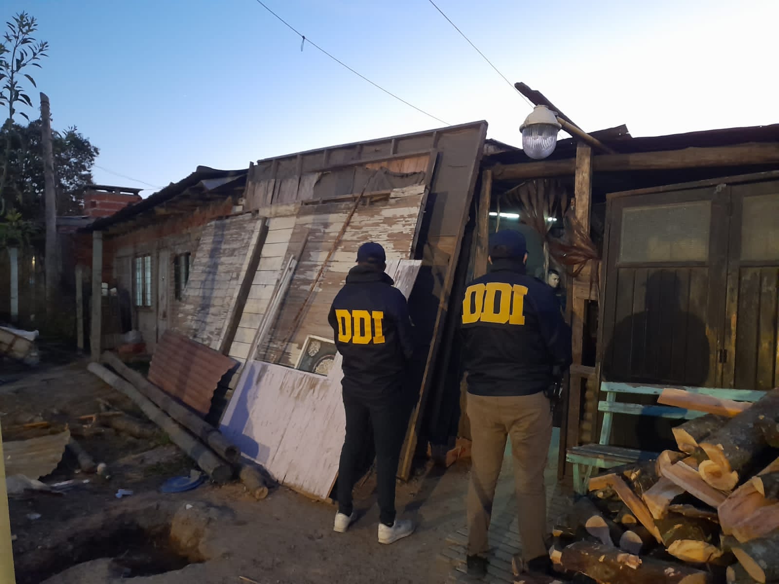 El allanamiento donde detuvieron al sospechoso del salvaje ataque en el Parque Ecológico de La Plata