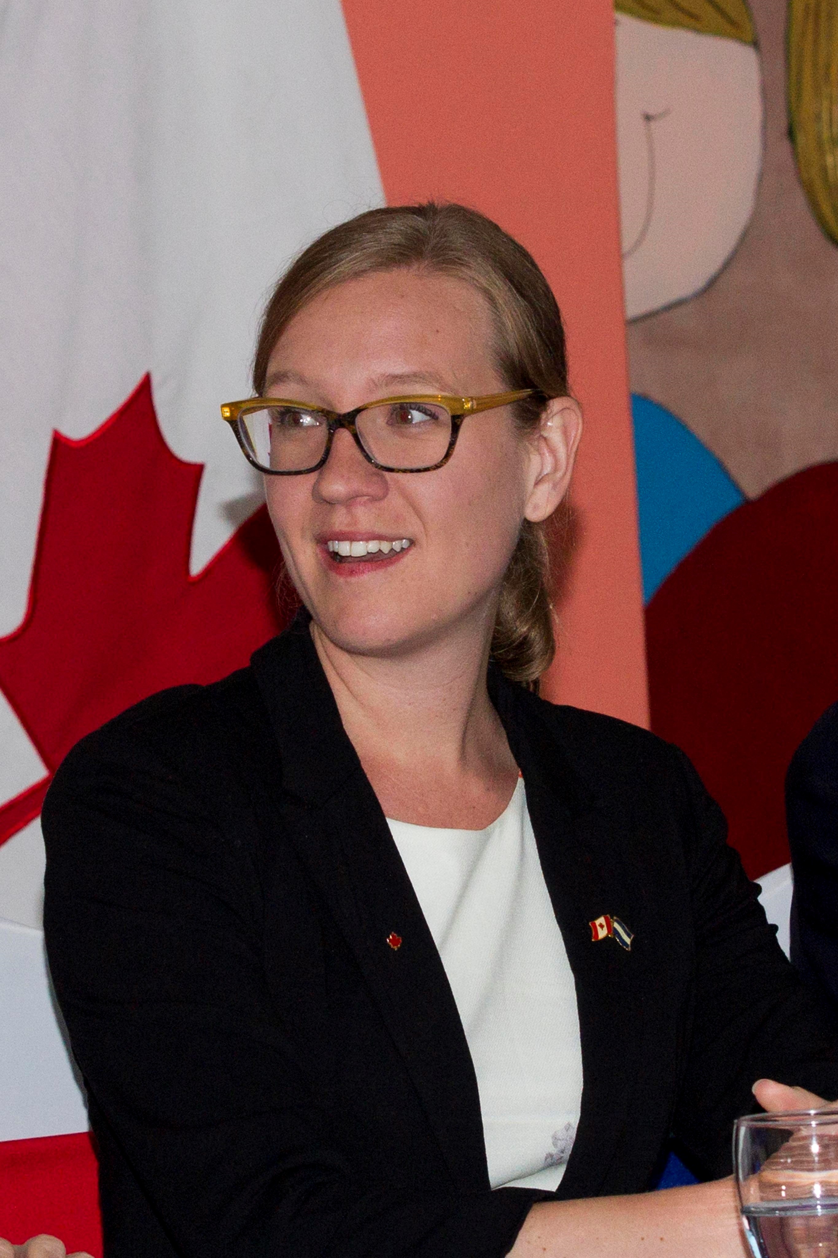 La ministra de Desarrollo Internacional de Canadá, Karina Gould, anfitriona de la Conferencia sobre los Migrantes y Refugiados venezolanos (Foto: EFE/Gustavo Amador)
