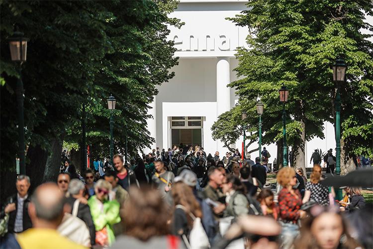 Las fuerzas israelíes destruyeron el búnker de Alí Khamenei en una operación con 50 aviones sobre el corazón de Teherán