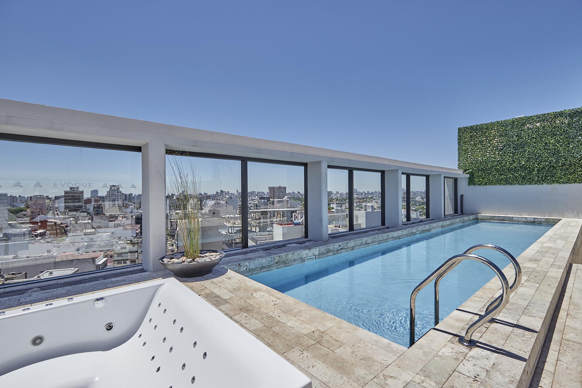 Entre los amenities, la piscina, entre las preferencias de la demanda joven