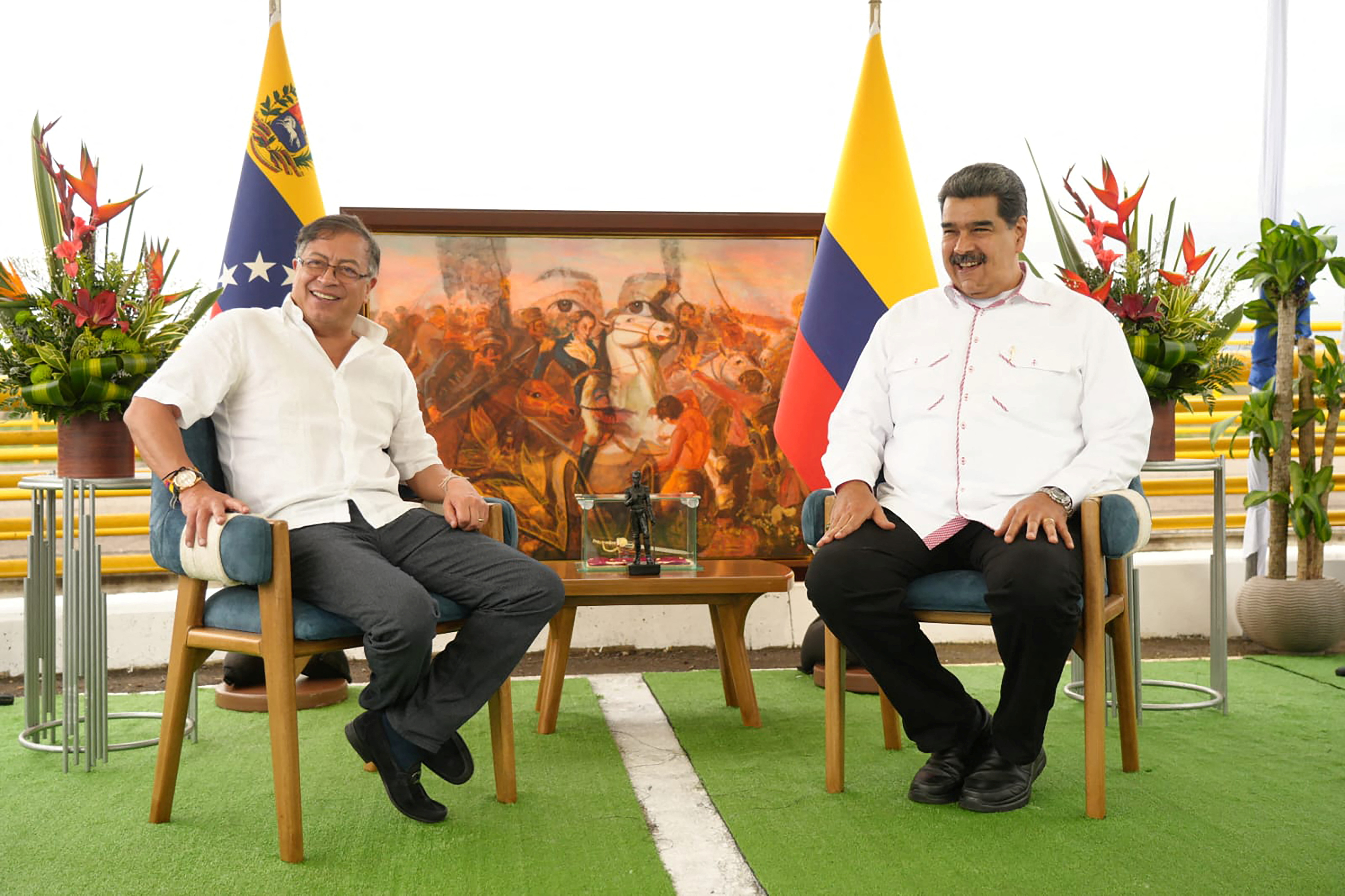 El presidente Gustavo Petro viaja de nuevo a un cuarto encuentro con Nicolás Maduro: para qué se reúnen de nuevo 