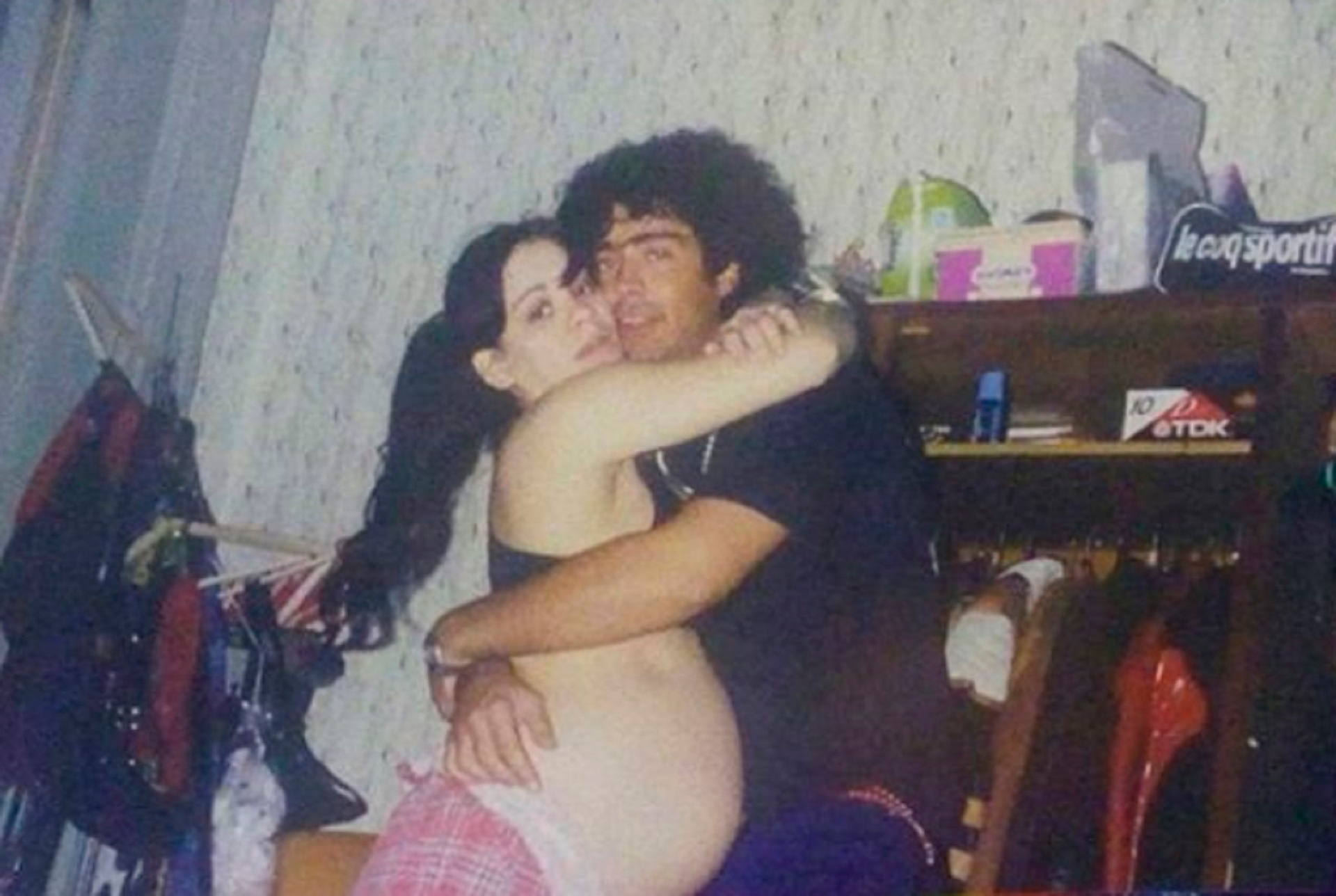 Patricia Pacheco embarazada junto a Rodrigo