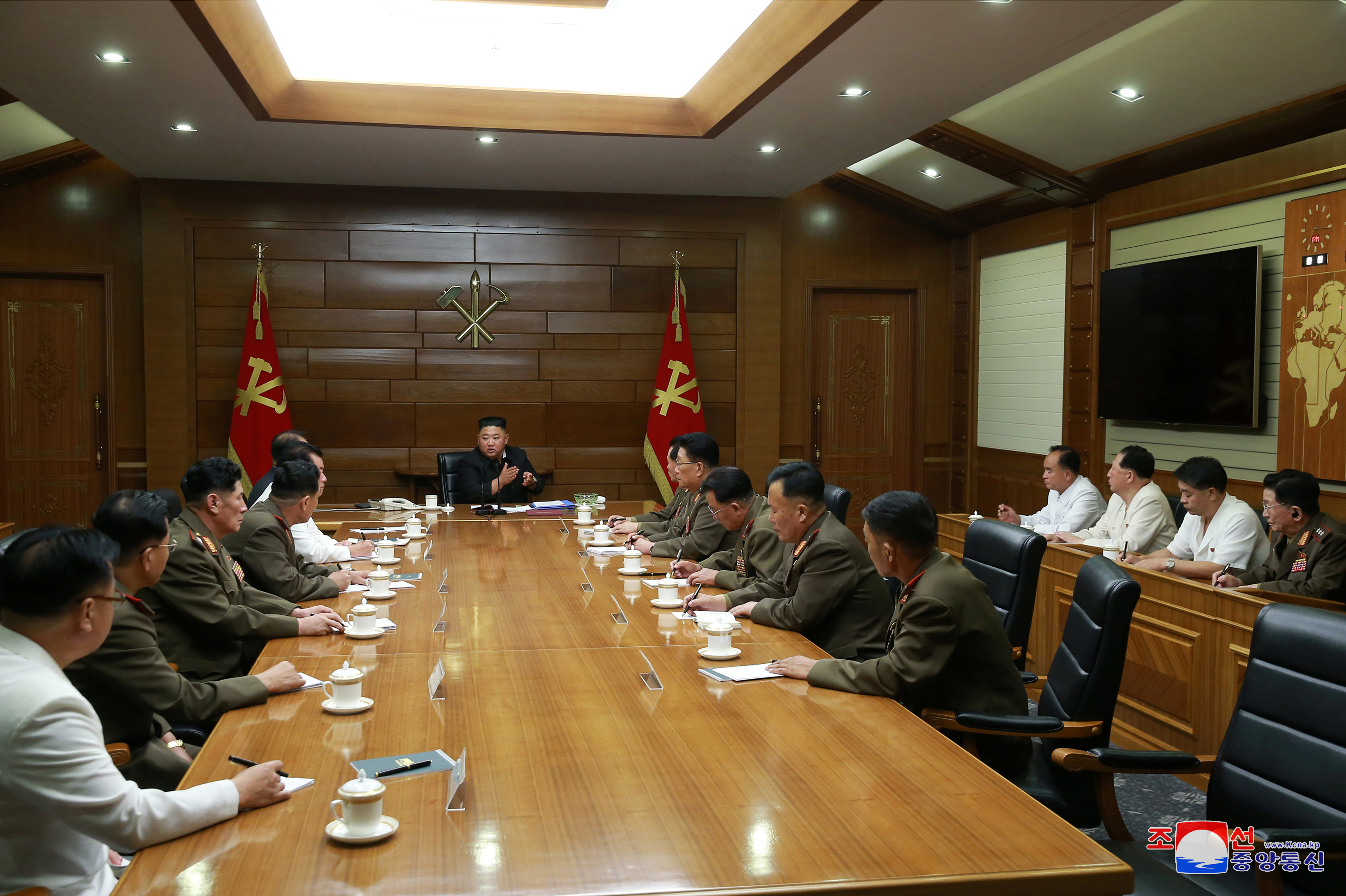 Kim Jong-un reunido con la cúpula militar de Corea del Norte (Reuters)