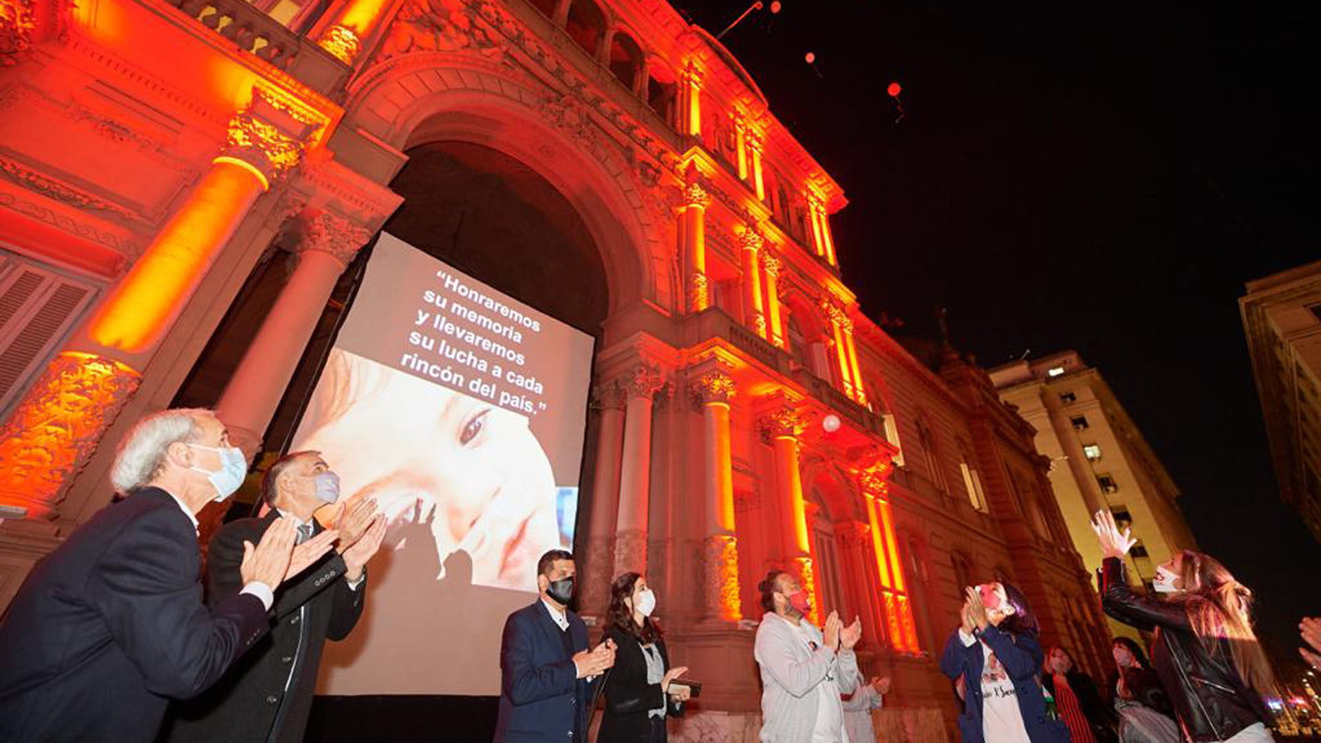 La Casa Rosada se iluminó por el aniversario de la Ley de Electrodependientes