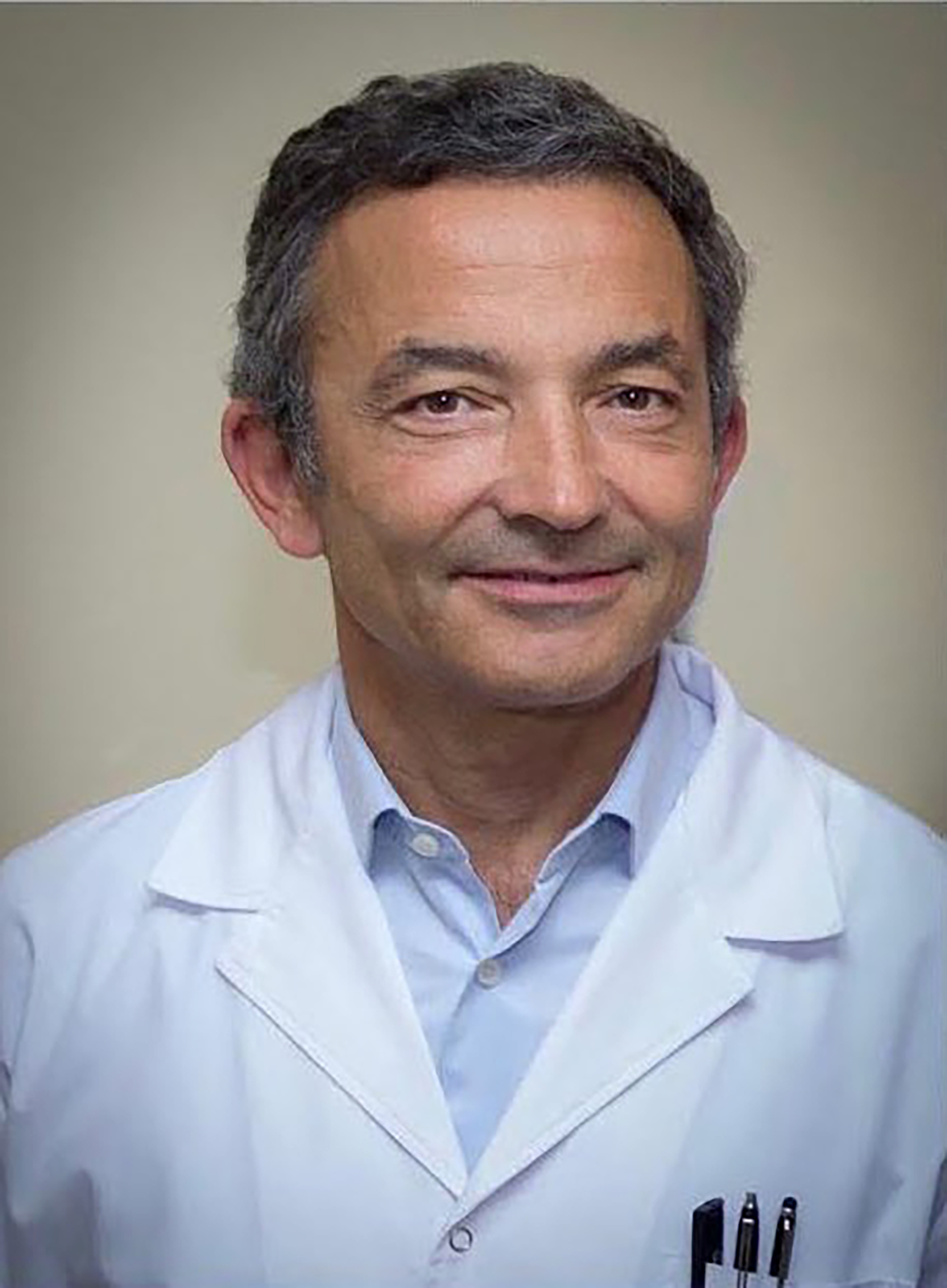 Lopardo es un reconocido médico infectólogo. Es miembro del Comité de Expertos de COVID-19 que asesora al ministerio de Salud de la Nación y es ex presidente de la Sociedad Argentina de Infectología (SADI) (@jorgemacri)