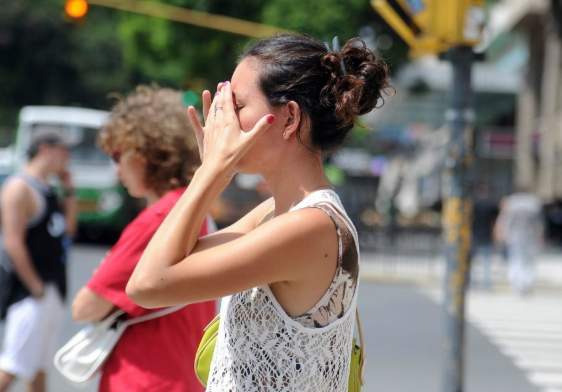 Alerta roja en Buenos Aires: continúa la ola de calor y se esperan 33 grados de máxima