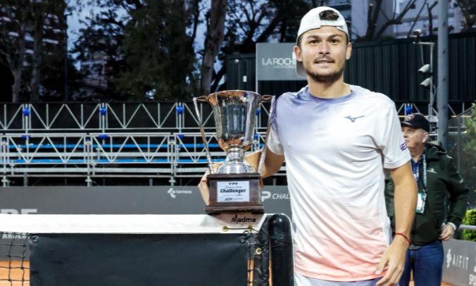 Alex Barrena se consagr&oacute; campe&oacute;n del Buenos Aires Challenger: venci&oacute; a Facundo Mena con una contundente actuaci&oacute;n