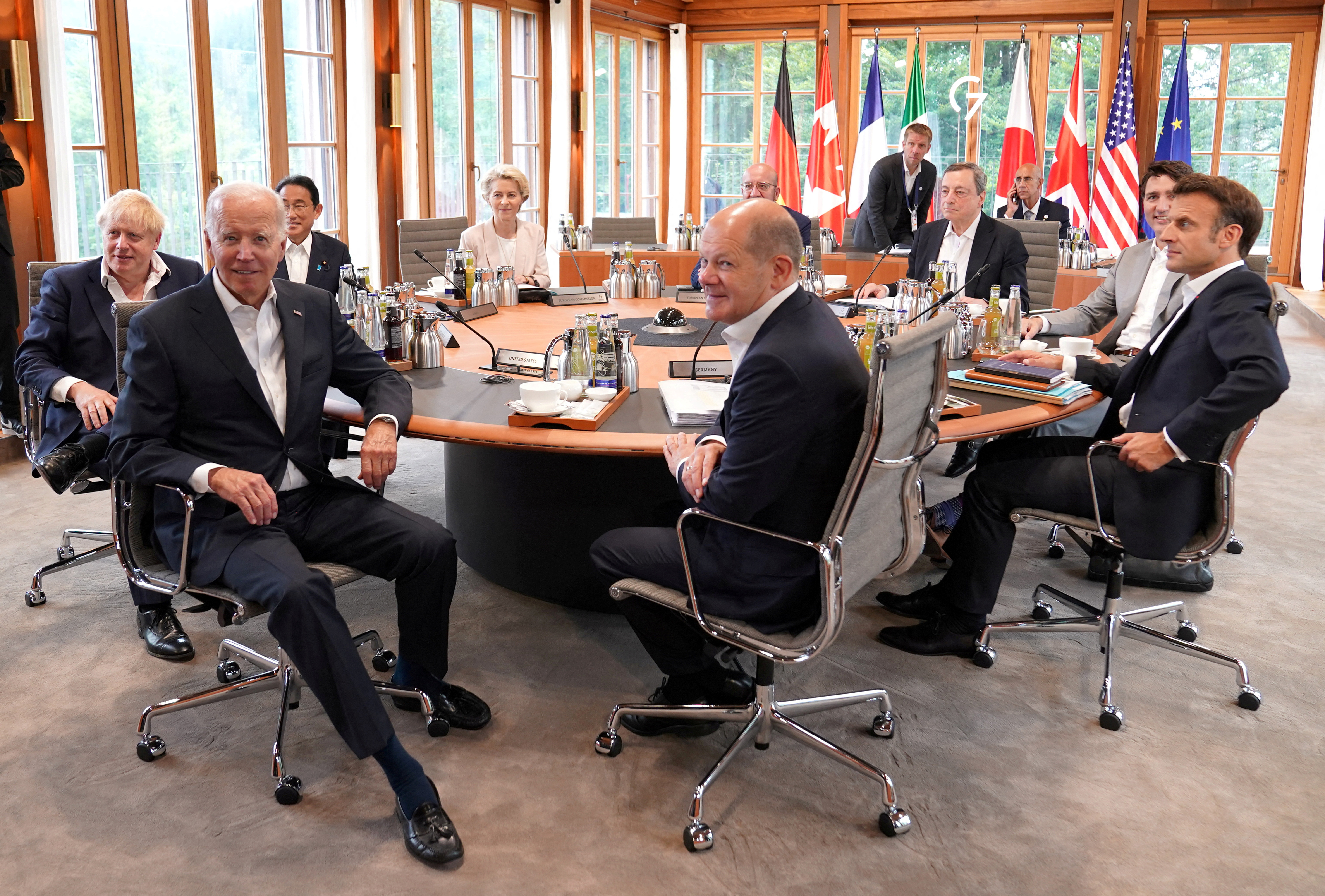 FOTO DE ARCHIVO: Cumbre de líderes del G7 en el castillo de Elmau de Baviera, cerca de Garmisch-Partenkirchen, Alemania, el 28 de junio de 2022. Stefan Rousseau/Pool vía REUTERS
