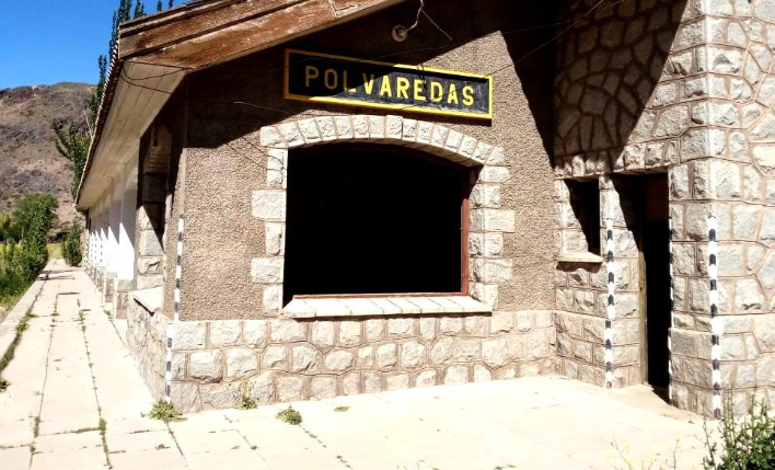 Asesinaron de una pu&ntilde;alada a un adolescente en Mendoza tras una discusi&oacute;n entre vecinos y su hermano result&oacute; herido
