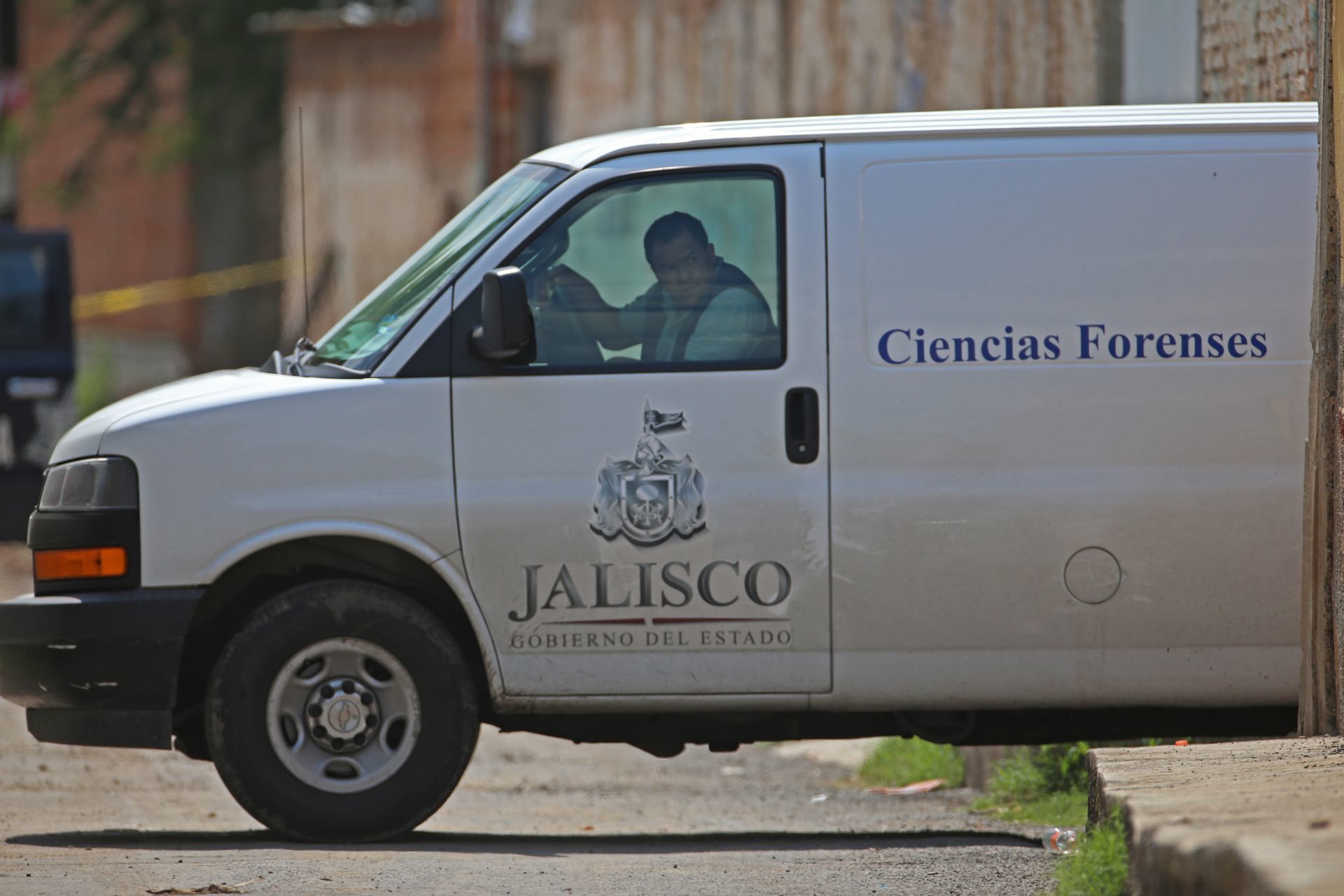 Hallaron 140 bolsas con restos humanos en fosa clandestina de Tlajomulco de Zúñiga
