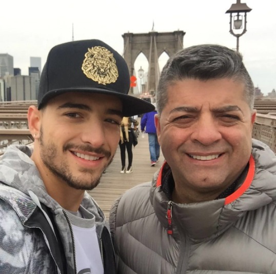 El padre de Maluma se mostró muy feliz al recibir el regalo de su hijo Foto: Instagram @luilond17