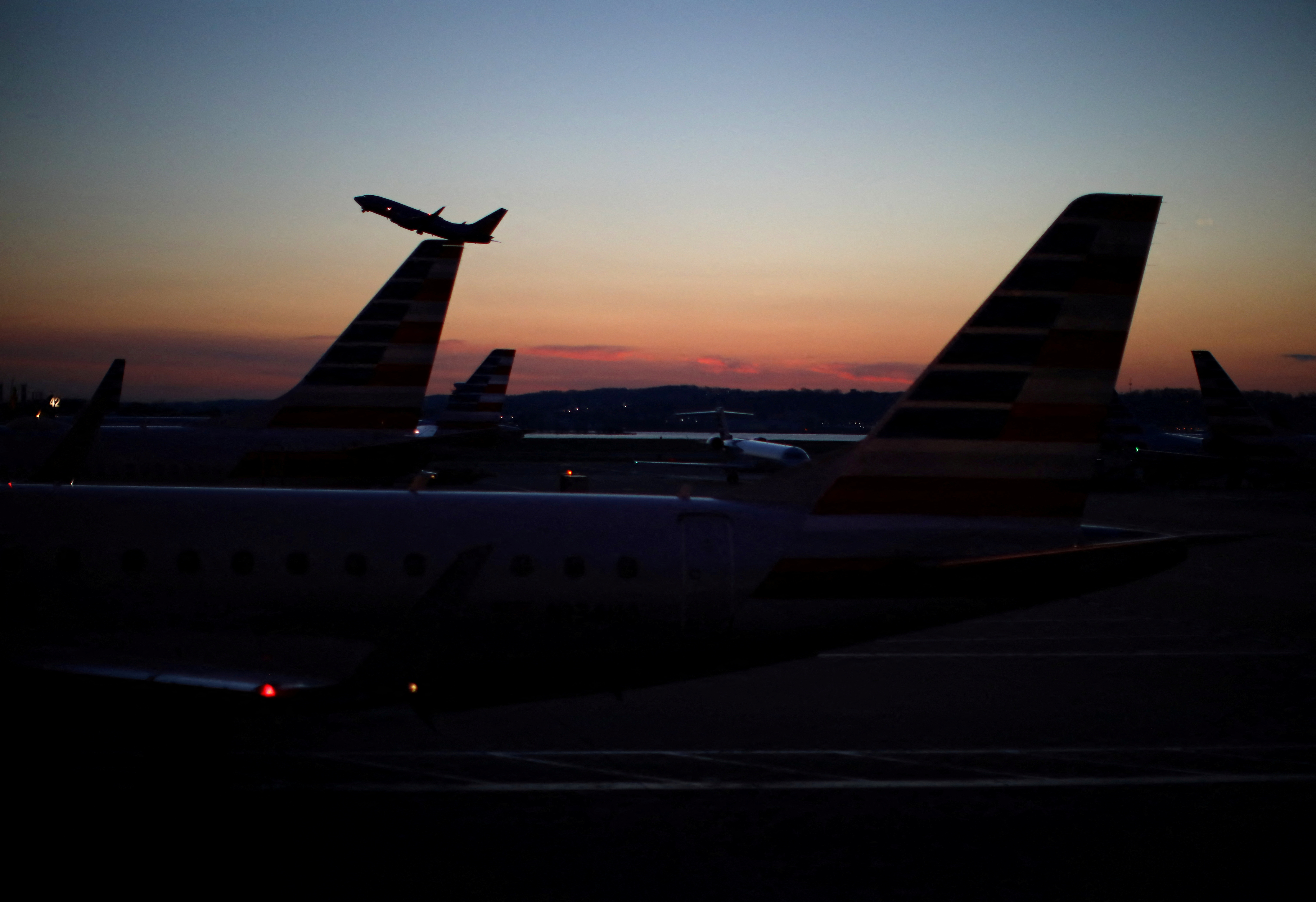 Las aerolíneas que operan en el país están en un buen momento, recuperando las frecuencias perdidas poco a poco. REUTERS/Carlos Barria/File Photo