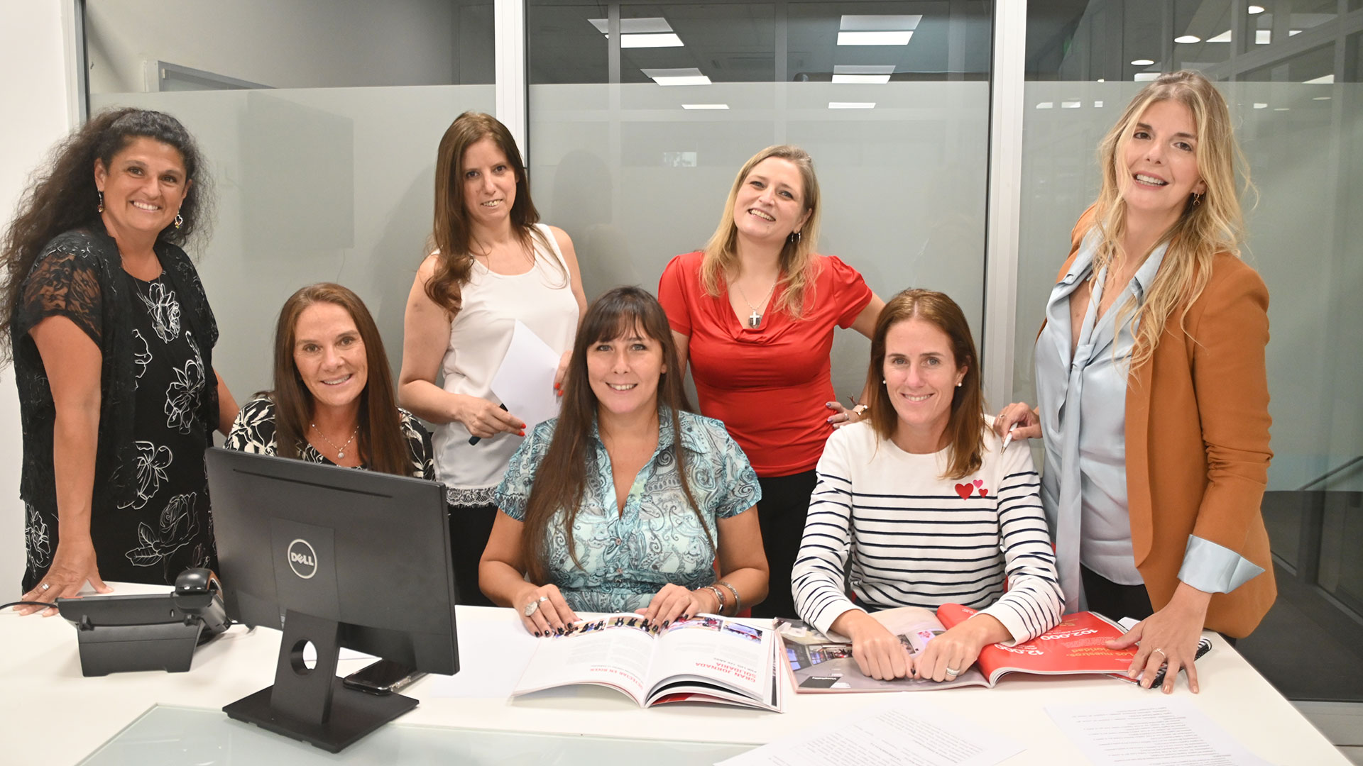 Clara D’Onofrio, Carolina Avalis, Gabriela Cenoz, Marcela Mallet, Verónica Villar, Gabriela Rodríguez y Paula Clementi, las vocales de la comisión directiva de River Plate