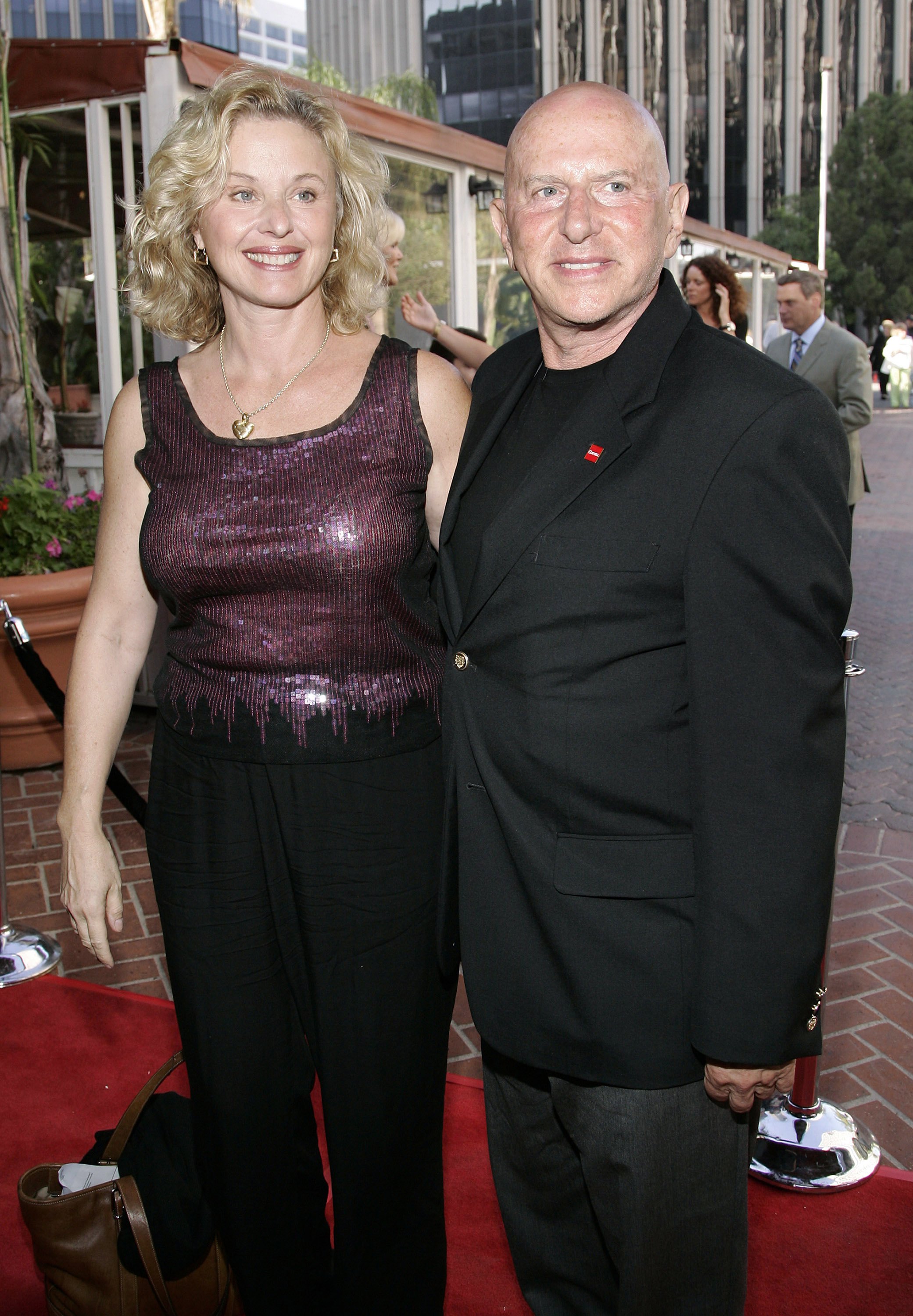 Mark Fleischman, y su esposa Mimi, el 7 de agosto de 2006 (Foto de Vince Bucci/Getty Images)