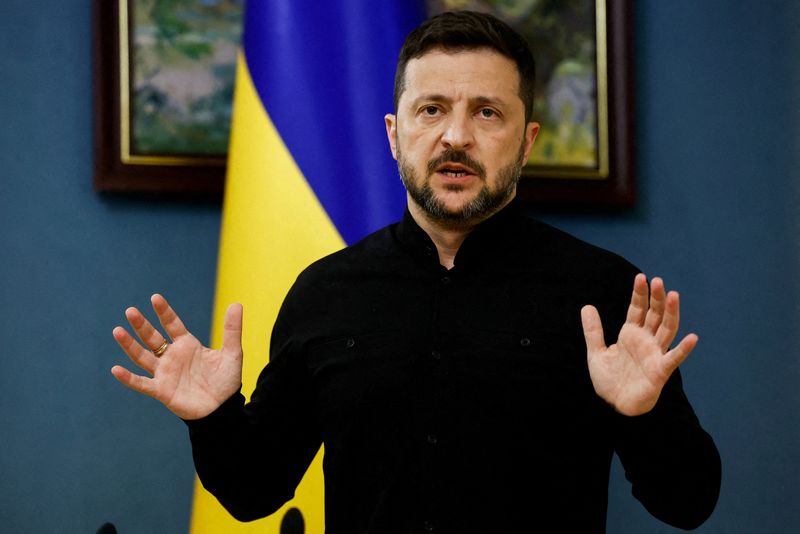 Zelensky advirtió que Putin continúa “ignorando” la petición generalizada de alto el fuego pese al ultimátum planteado por Trump