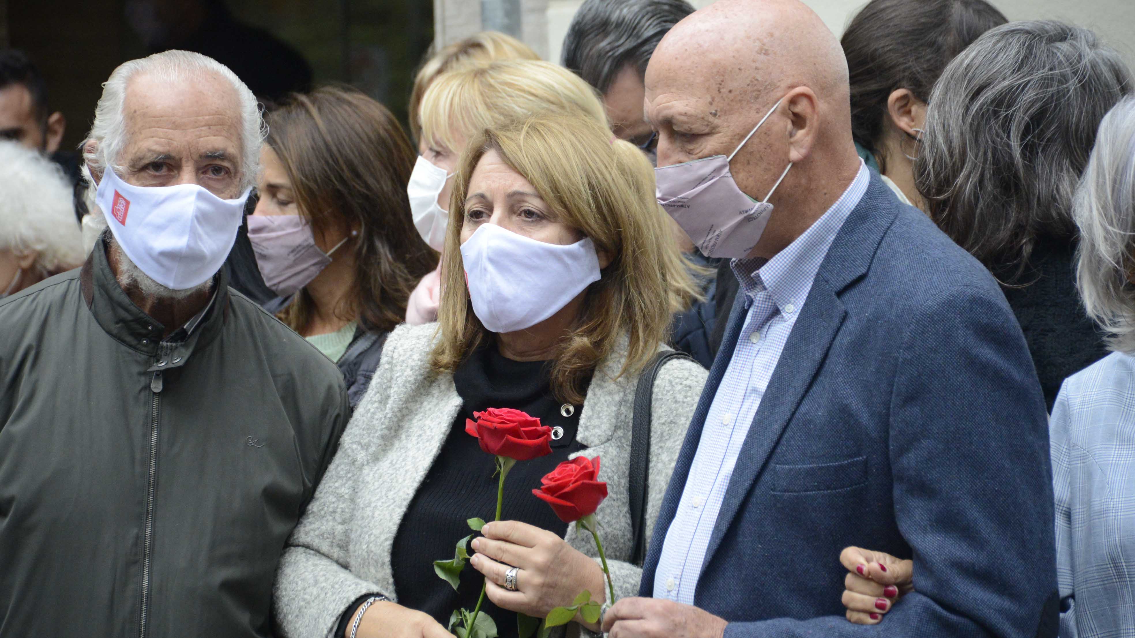 Multitudinaria despedida al ex gobernador santafesino Miguel Lifschitz, que fallecií de coronavirus (Leo Galletto)