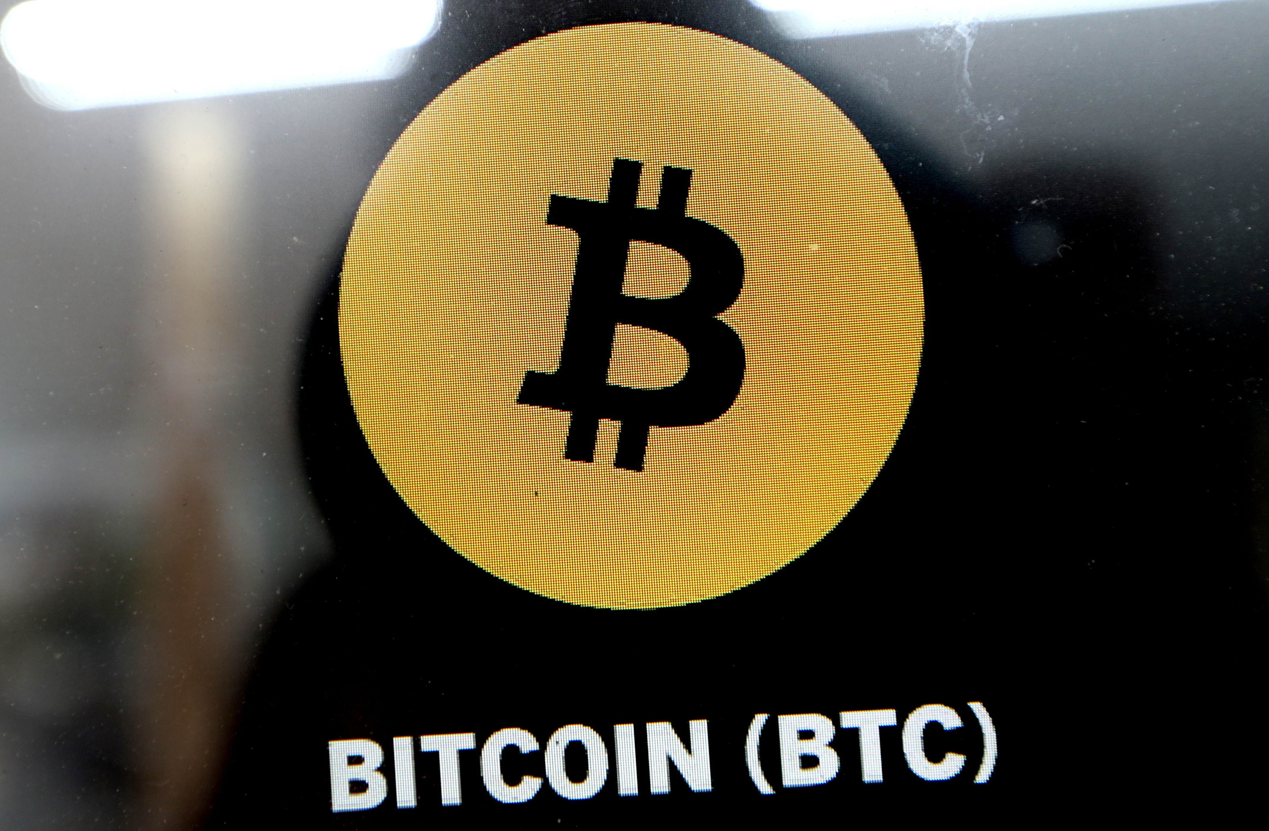 El Bitcoin se recupera hoy después de una de sus peores caídas diarias. (Reuters)