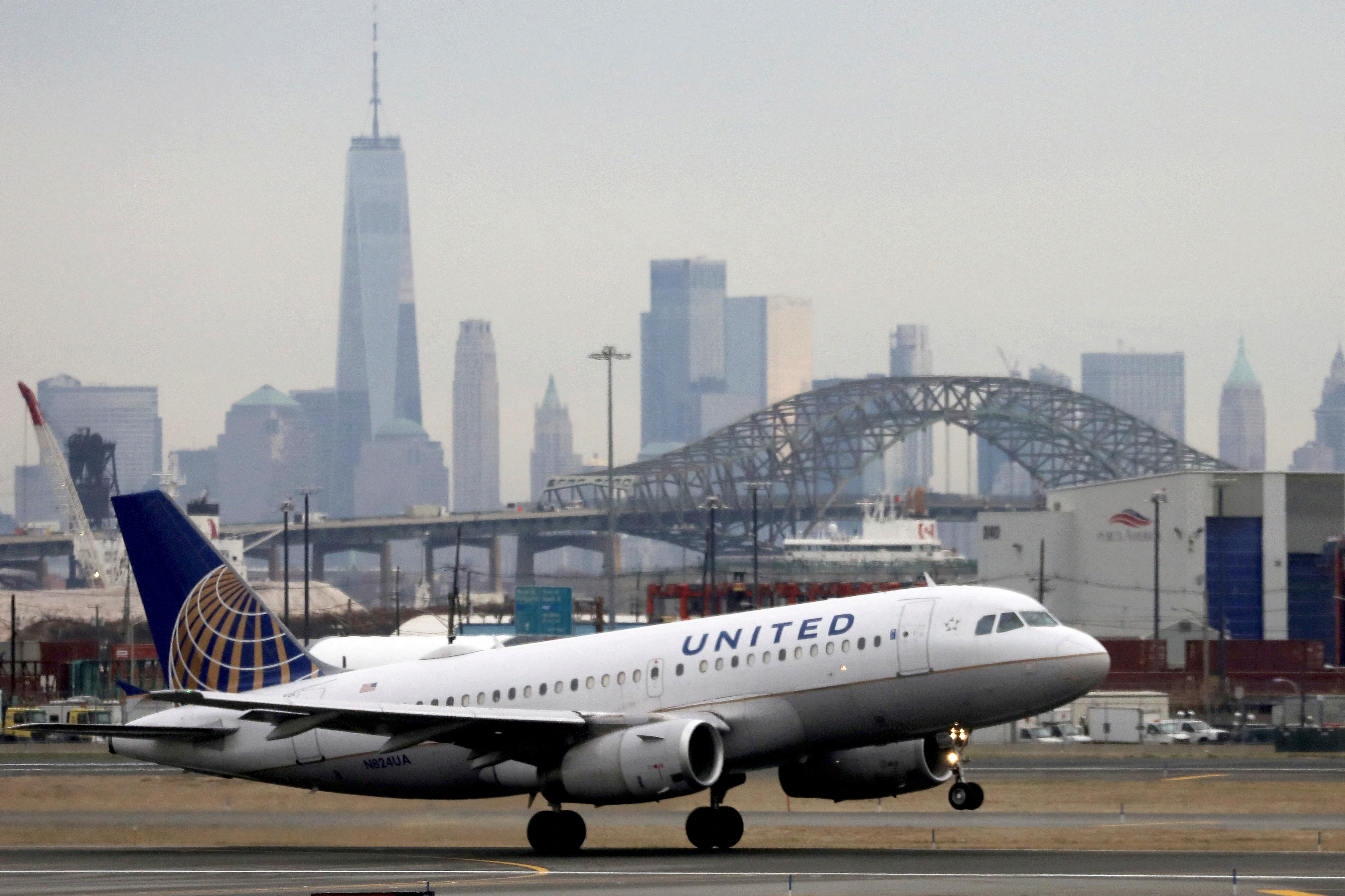 United Airlines, que cuenta con operaciones regulares entre Buenos Aires y Houston, ocupó el cuarto puesto. (REUTERS/Chris Helgren//File Photo)