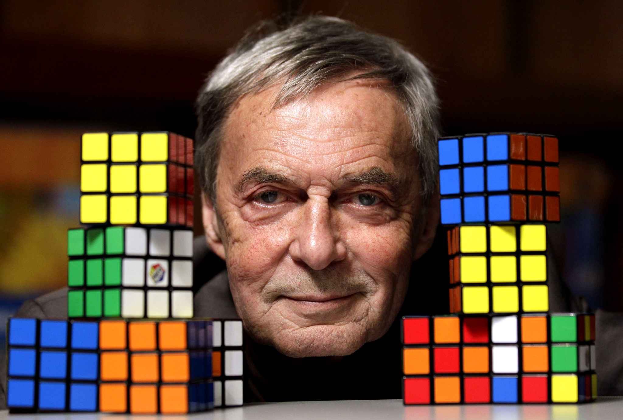 “Creo que lo más característico del Cubo es la contradicción ente la simplicidad y la complejidad”, dijo Rubik