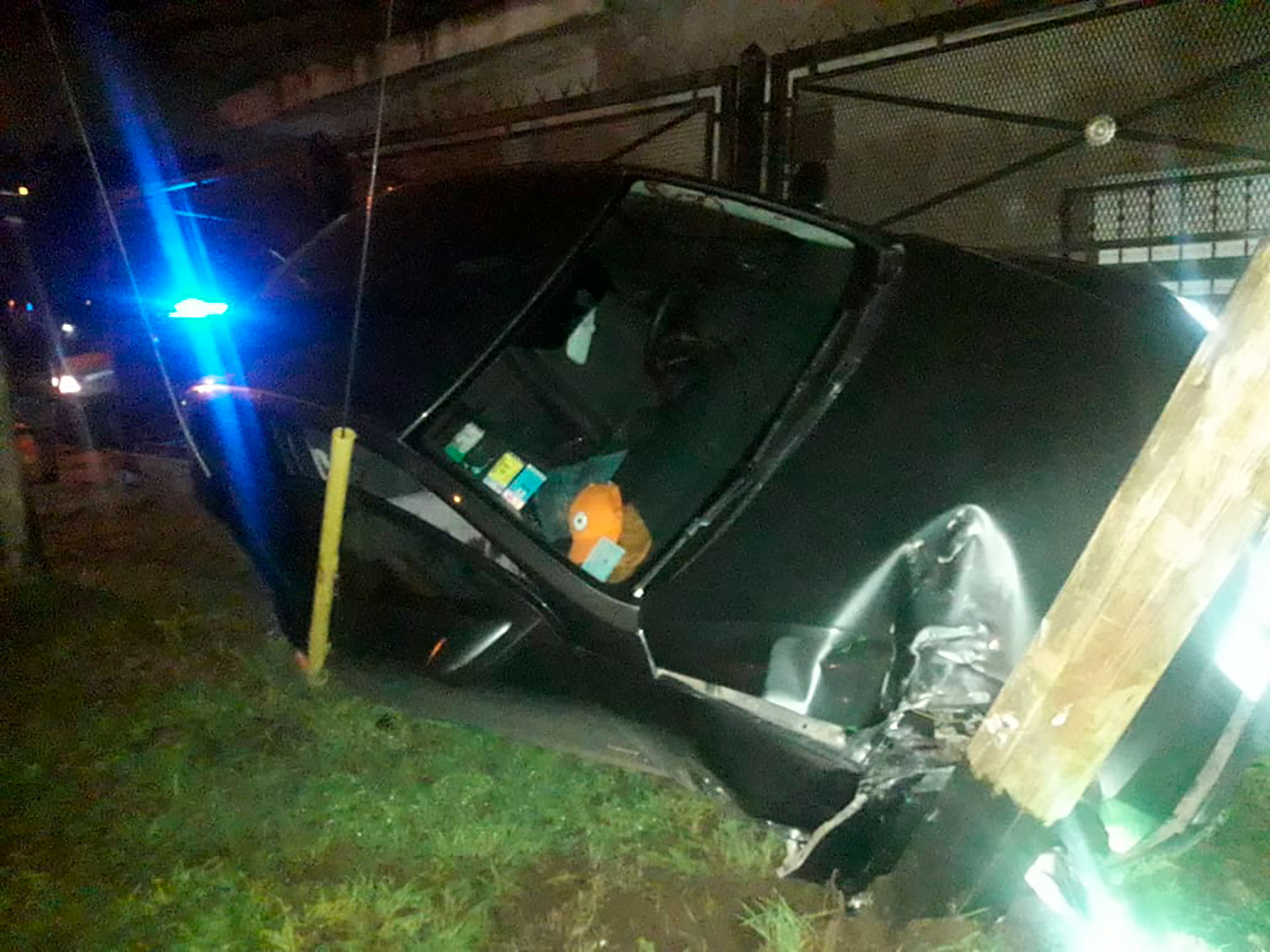 Así quedó el auto de Ruiz tras el ataque