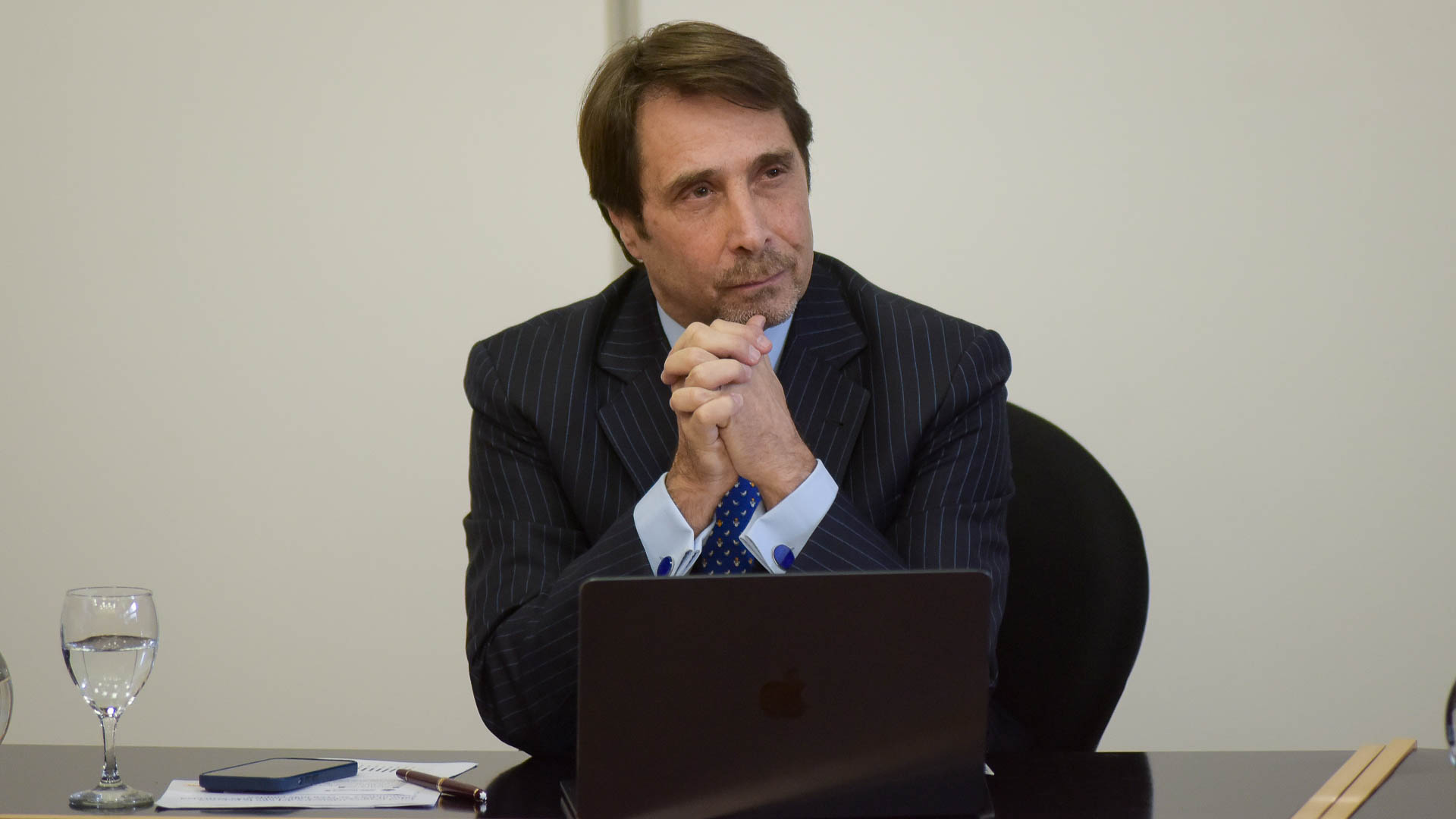 Detuvieron a un prófugo que intentó asesinar a la cajera de un supermercado en La Plata