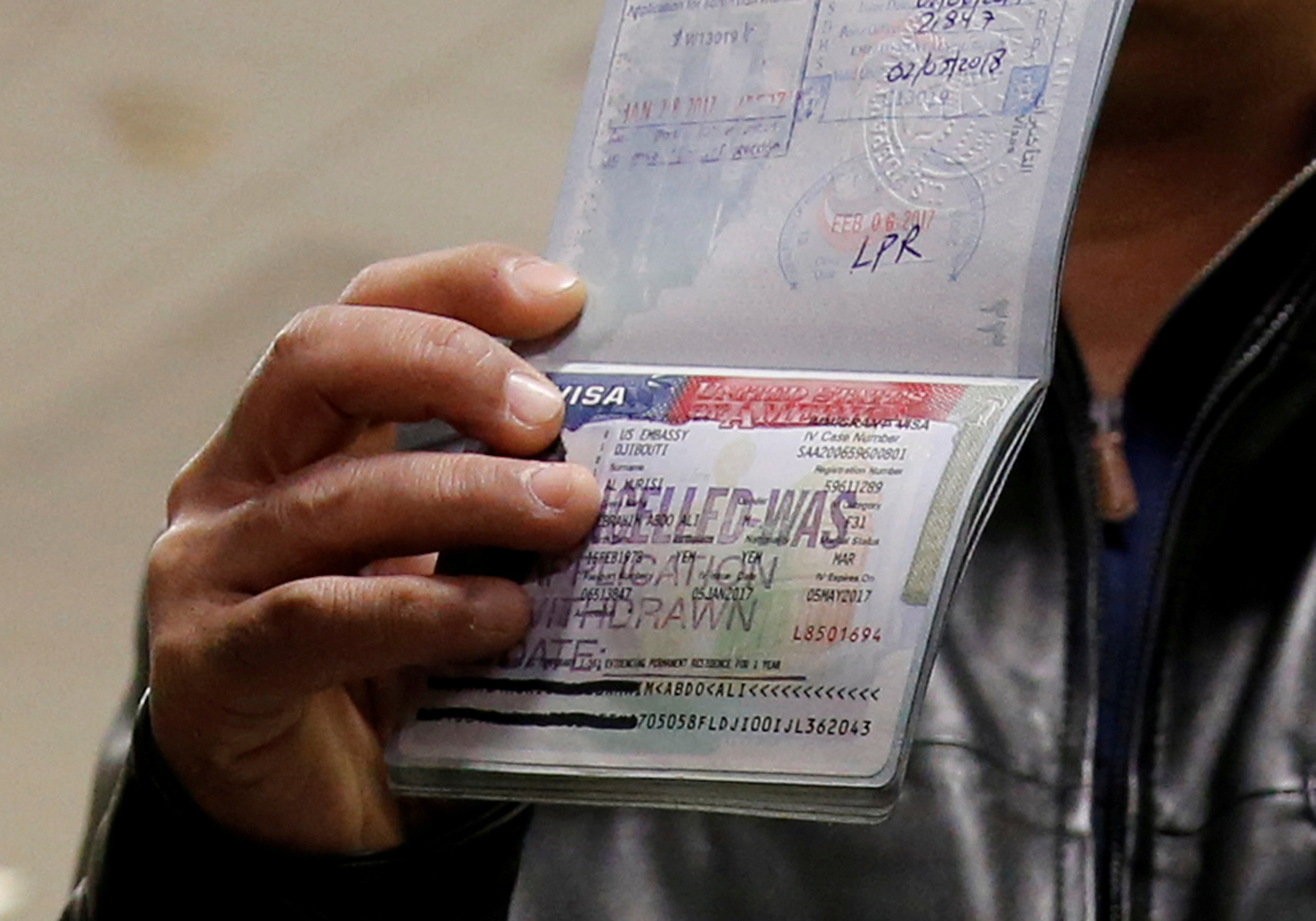 The visa process can be carried out at the embassy or consulates.  (Photo: Cuartoscuro)