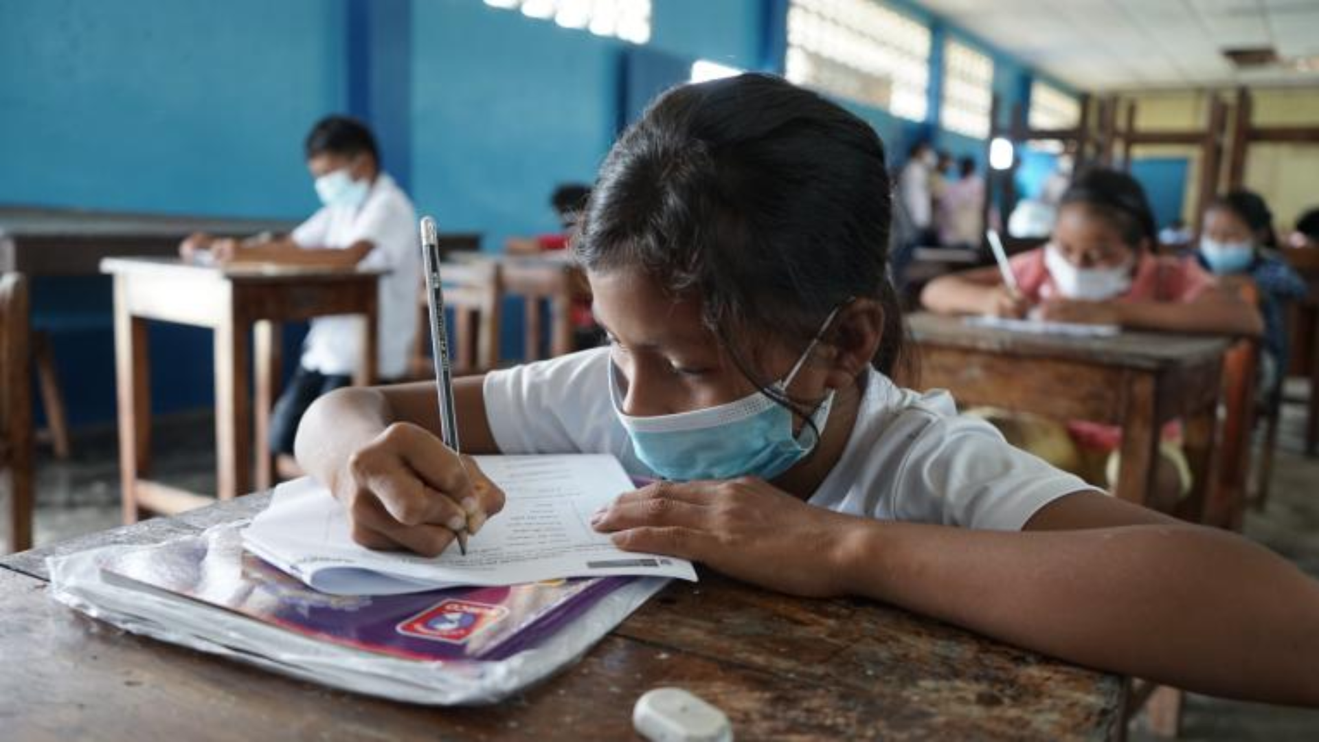 Inicio De Clases Mascarillas Uso De Alcohol Medicinal Y Lo Que Ya No Será Necesario Usar Para 3701