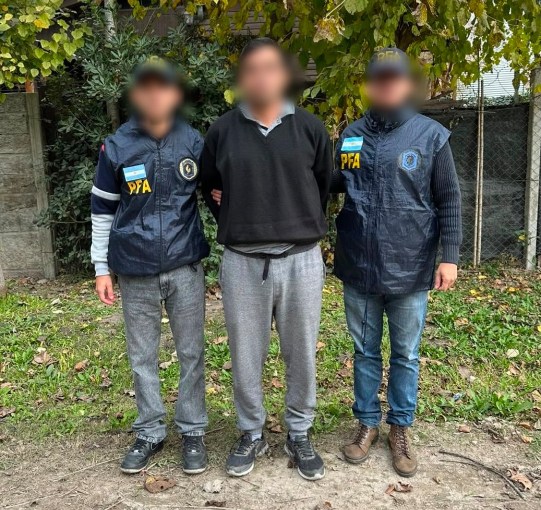 Detuvieron a un expolic&iacute;a de la ciudad de Buenos Aires condenado a siete a&ntilde;os de prisi&oacute;n por abuso sexual