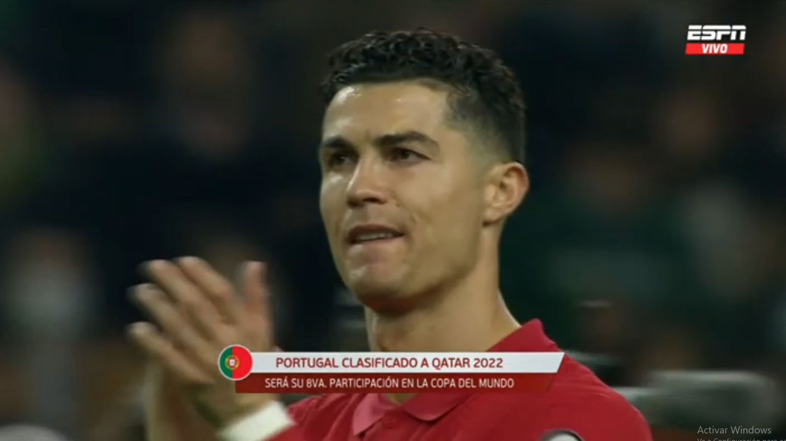 Cristiano Ronaldo à beira das lágrimas depois de se classificar para a Copa do Mundo do Catar 2022 com Portugal.