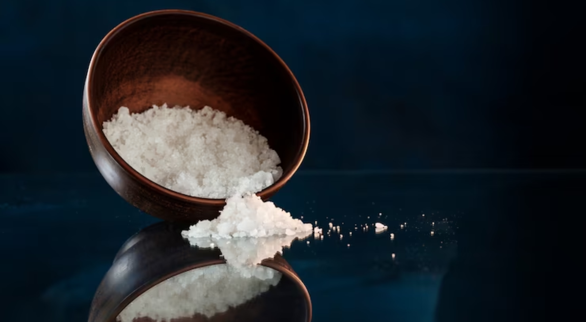 ¡Cuidado con la sal! Todo lo que necesitas saber sobre el consumo adecuado de sodio (Freepik)