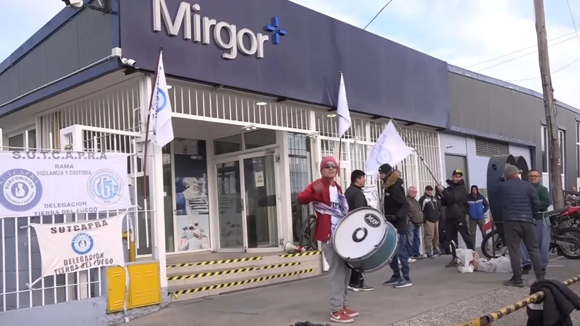 Mirgor desvincul&oacute; a 300 empleados por paros gremiales y el gobierno de Tierra del Fuego dispuso la conciliaci&oacute;n obligatoria