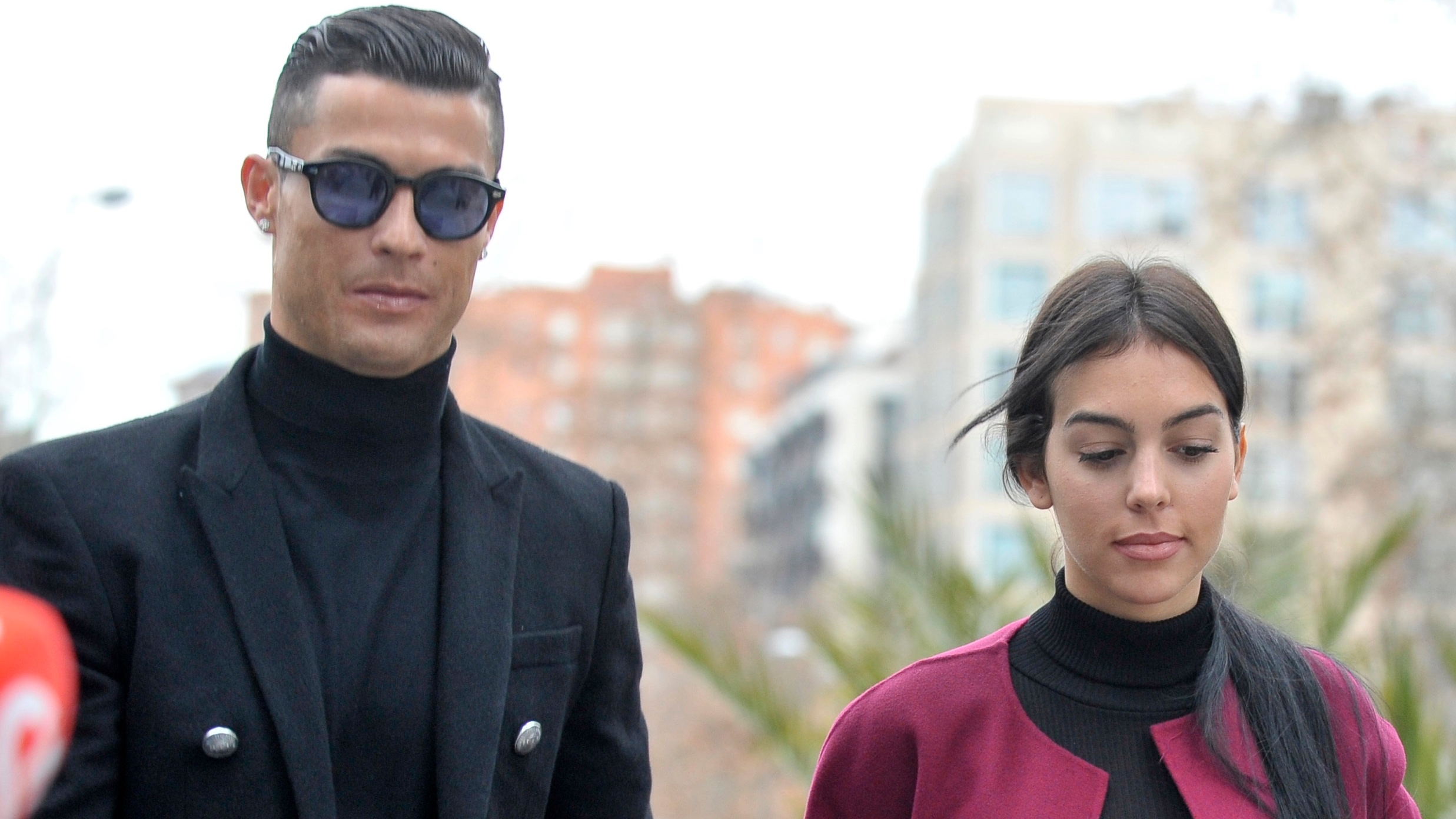 22/01/2019 Georgina Rodríguez y Cristiano Ronaldo eligieron informar la noticia a través de un comunicado
(DEPORTES EUROPA ESPAÑA SOCIEDAD JOSÉ OLIVA)

