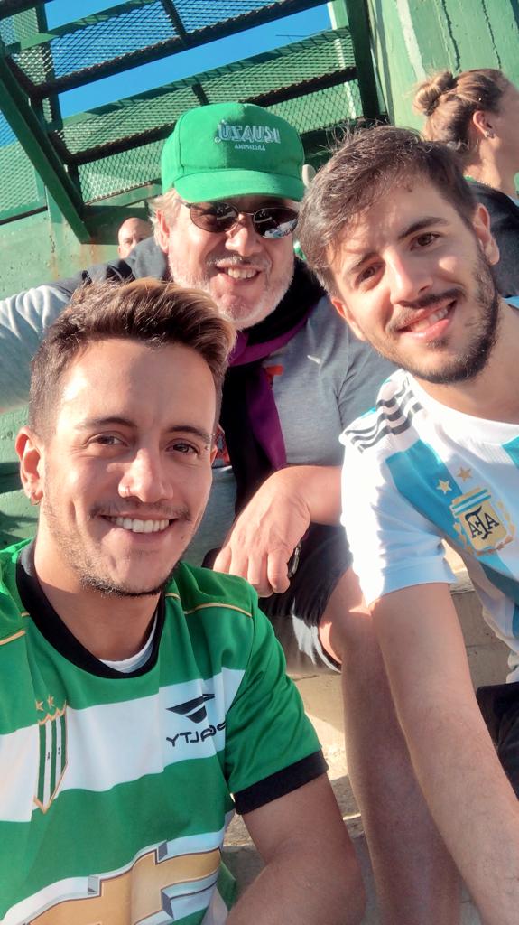 El recuerdo de los hermanos Mansilla, con su papá, en el Lencho Sola de Banfield