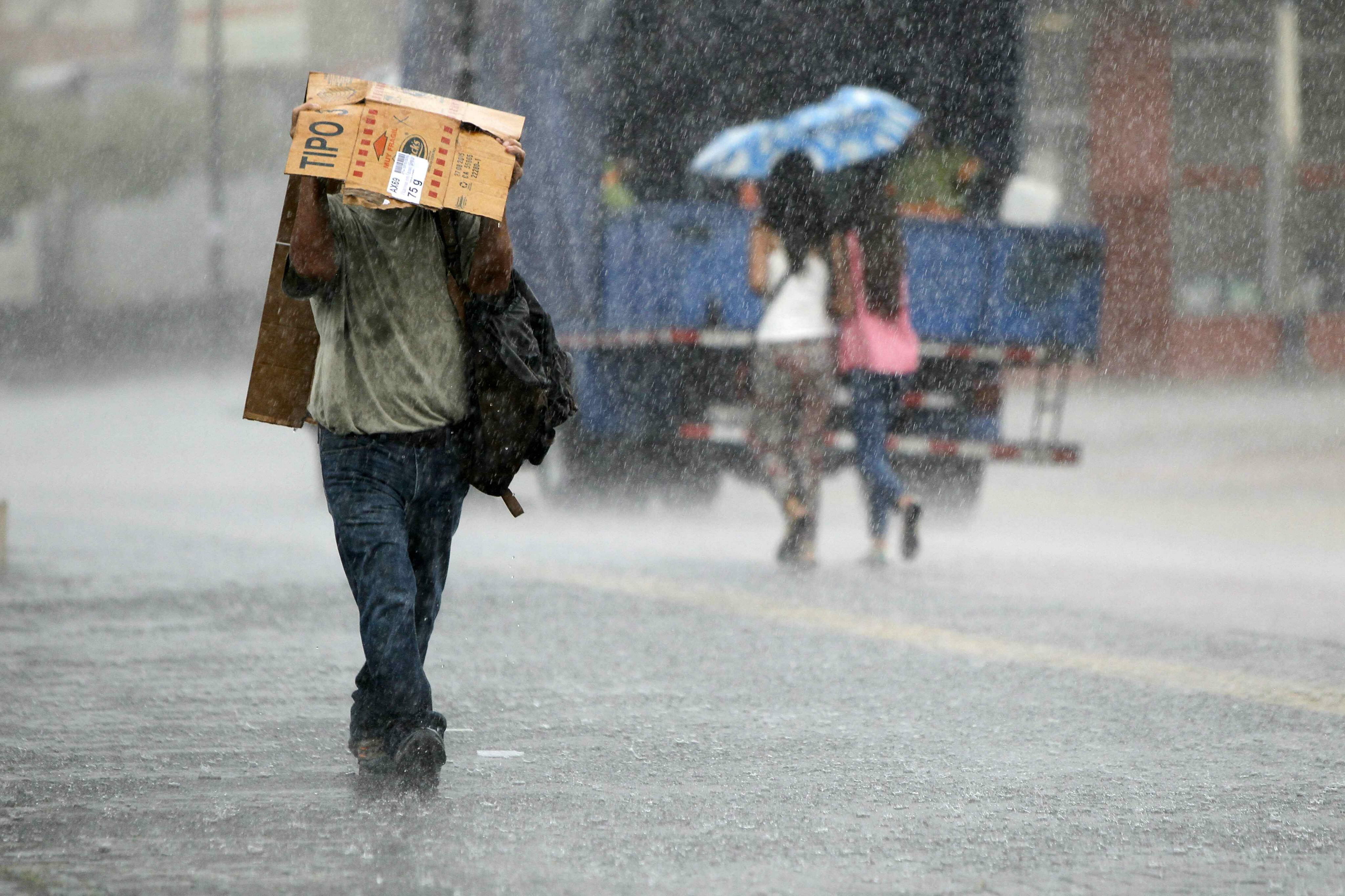El martes las condiciones se repiten y el día estará marcado por el mal tiempo (EFE /Jeffrey Arguedas /Archivo)
