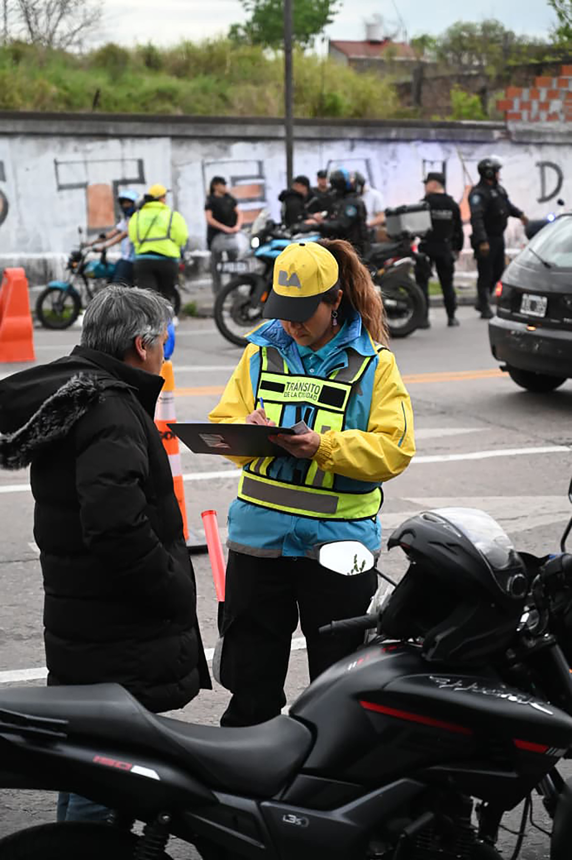 Una app de Amazon desembarca en la Argentina para competir con Mercado Libre, Shein y Temu
