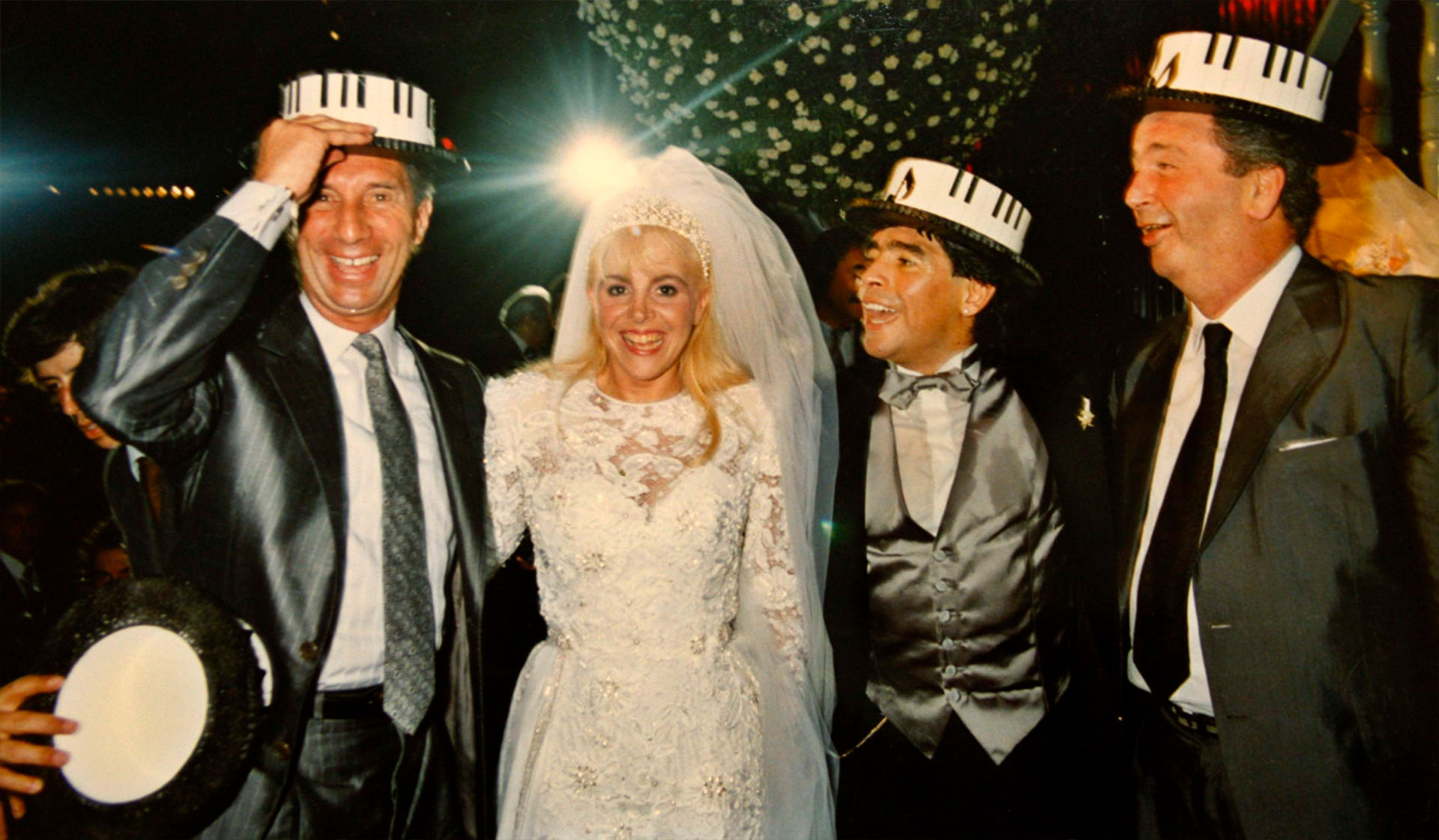 Julio Grondona participó del casamiento de Diego Maradona con Claudia Villafañe en el año 1986