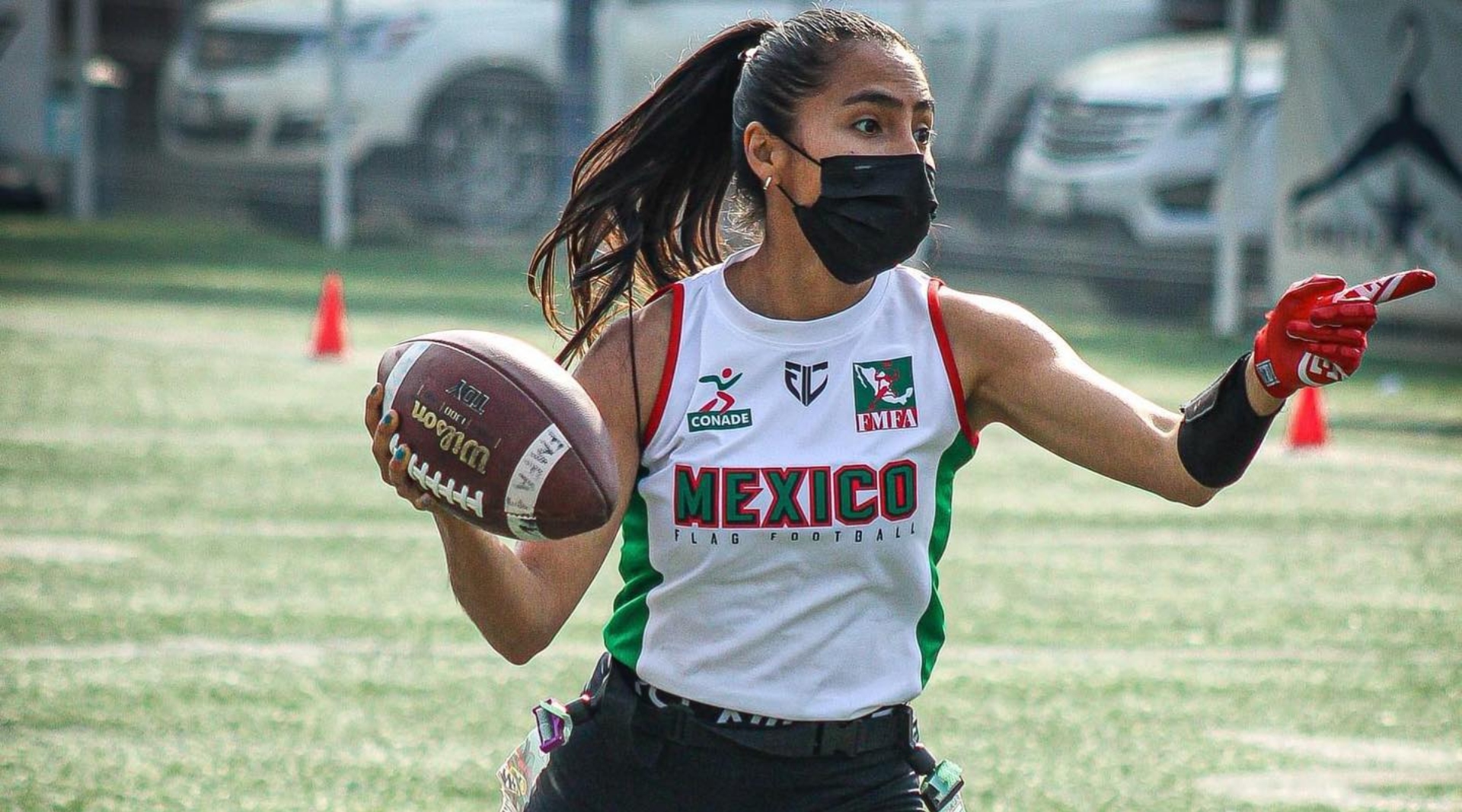 Diana Flores ha sido una de las piezas clave para posicionar a la selección mexicana de "tocho bandera" entre las mejores del mundo. (Facebook/Diana Flores)
